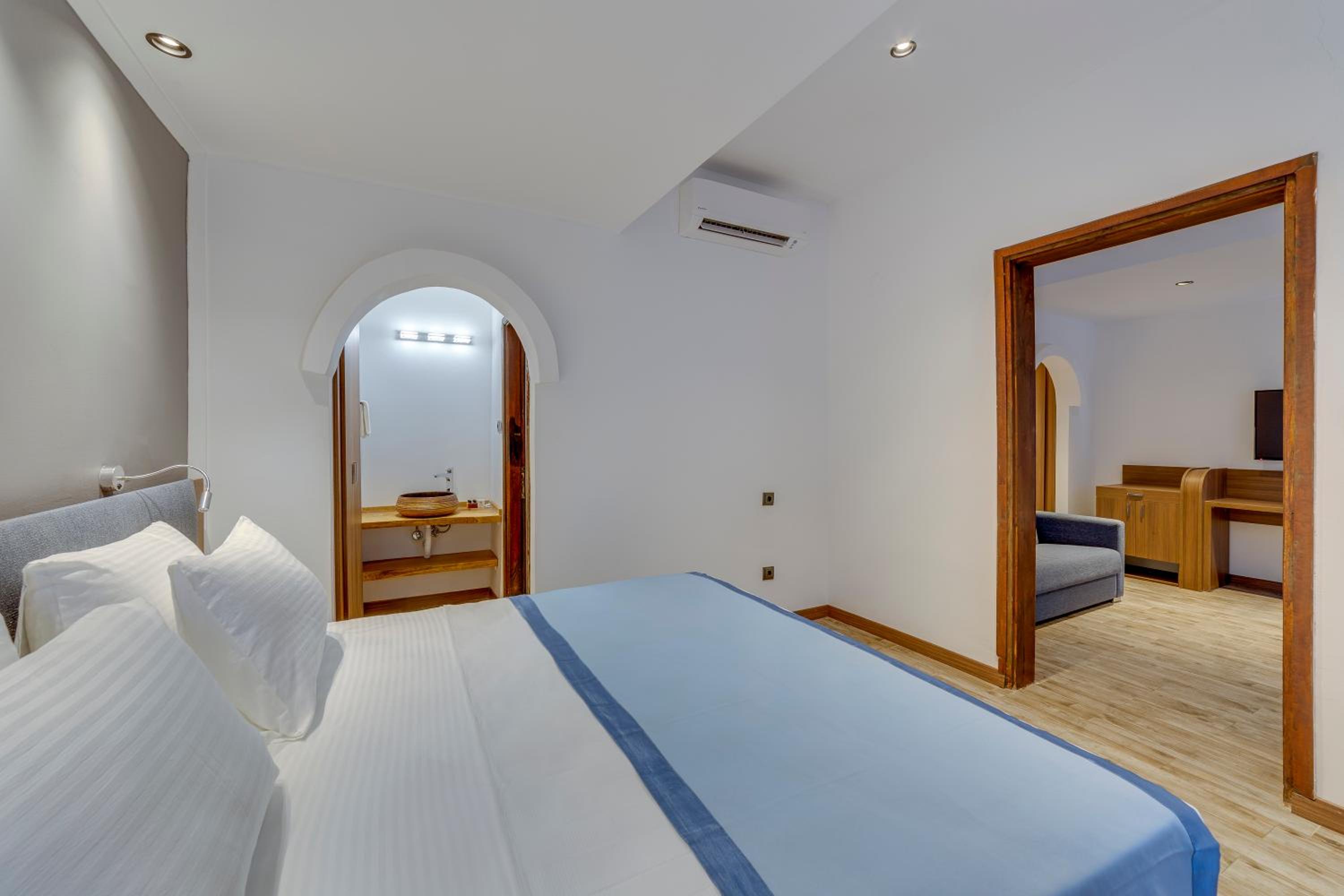 Risus Garden Marina Otel - Image 39