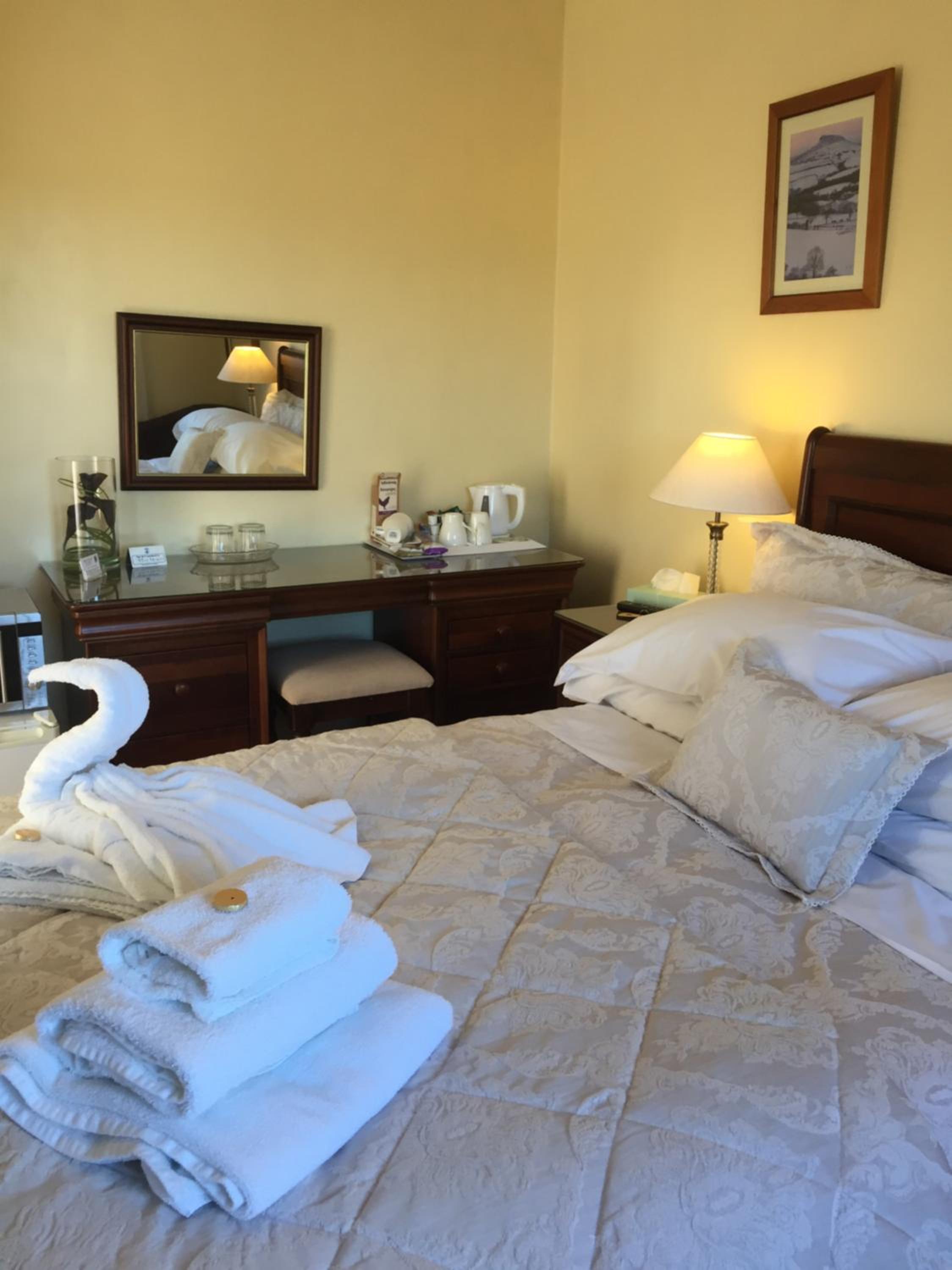 Swan House view 4