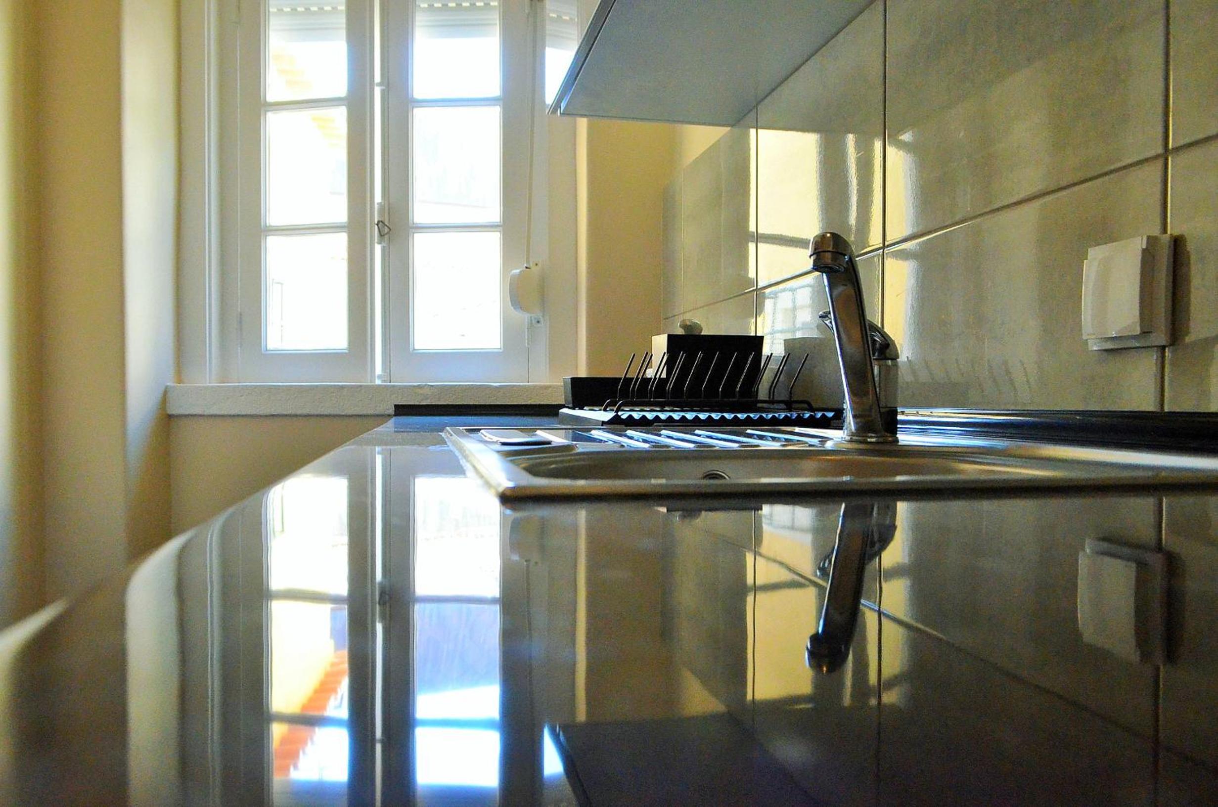 Suites & Apartments - DP Setubal view 4