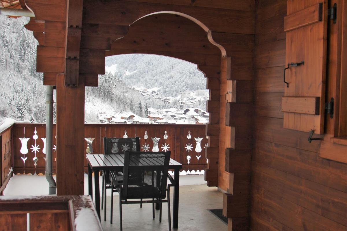 Chalet La Rose view 2