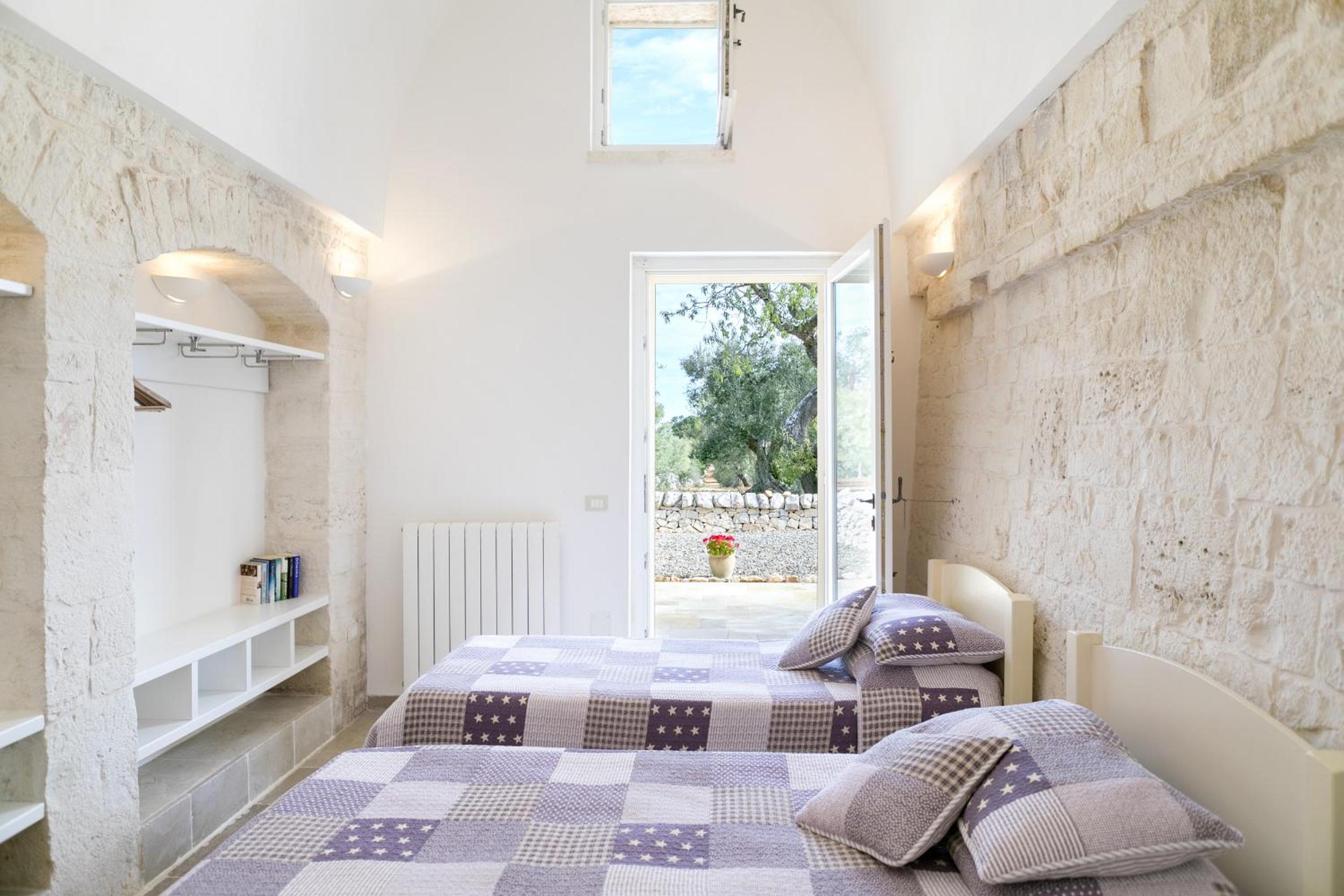 Trullo Sofia view 5