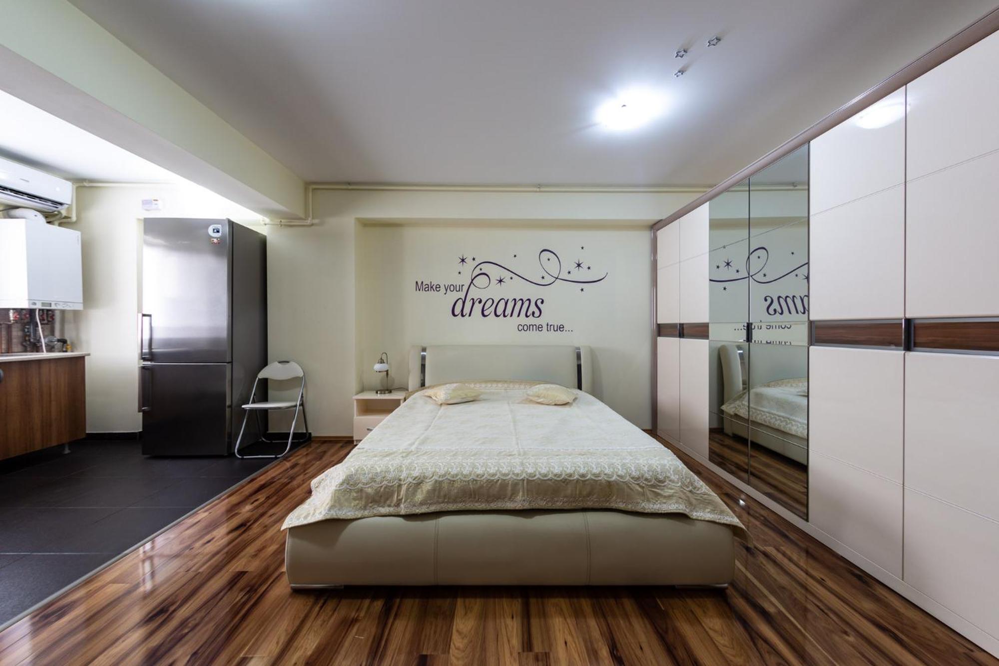 Luxury Radox Airport Bucharest
