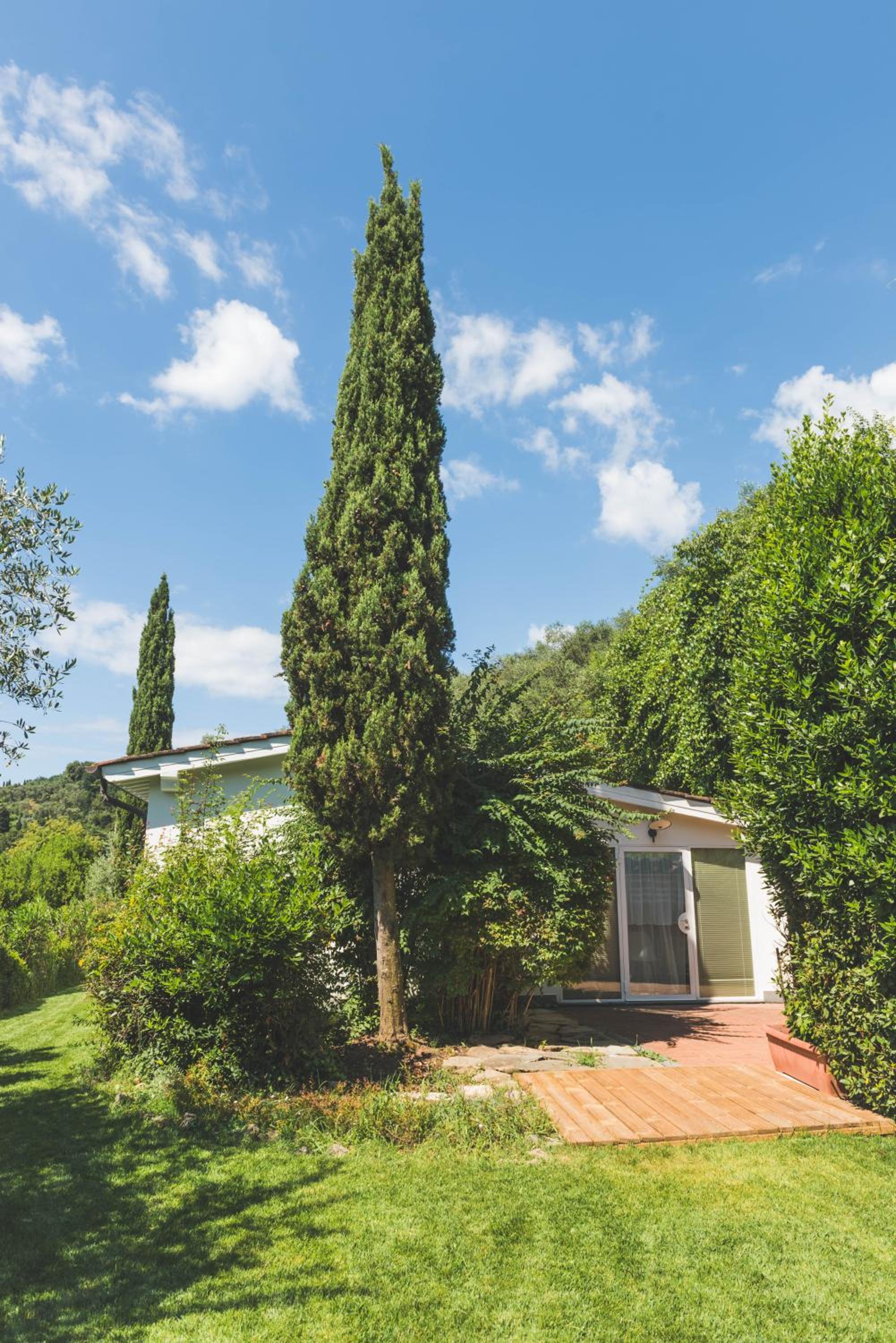 Exclusive beautiful pool house surrounded by greenery, modern, luxury finishes view 5