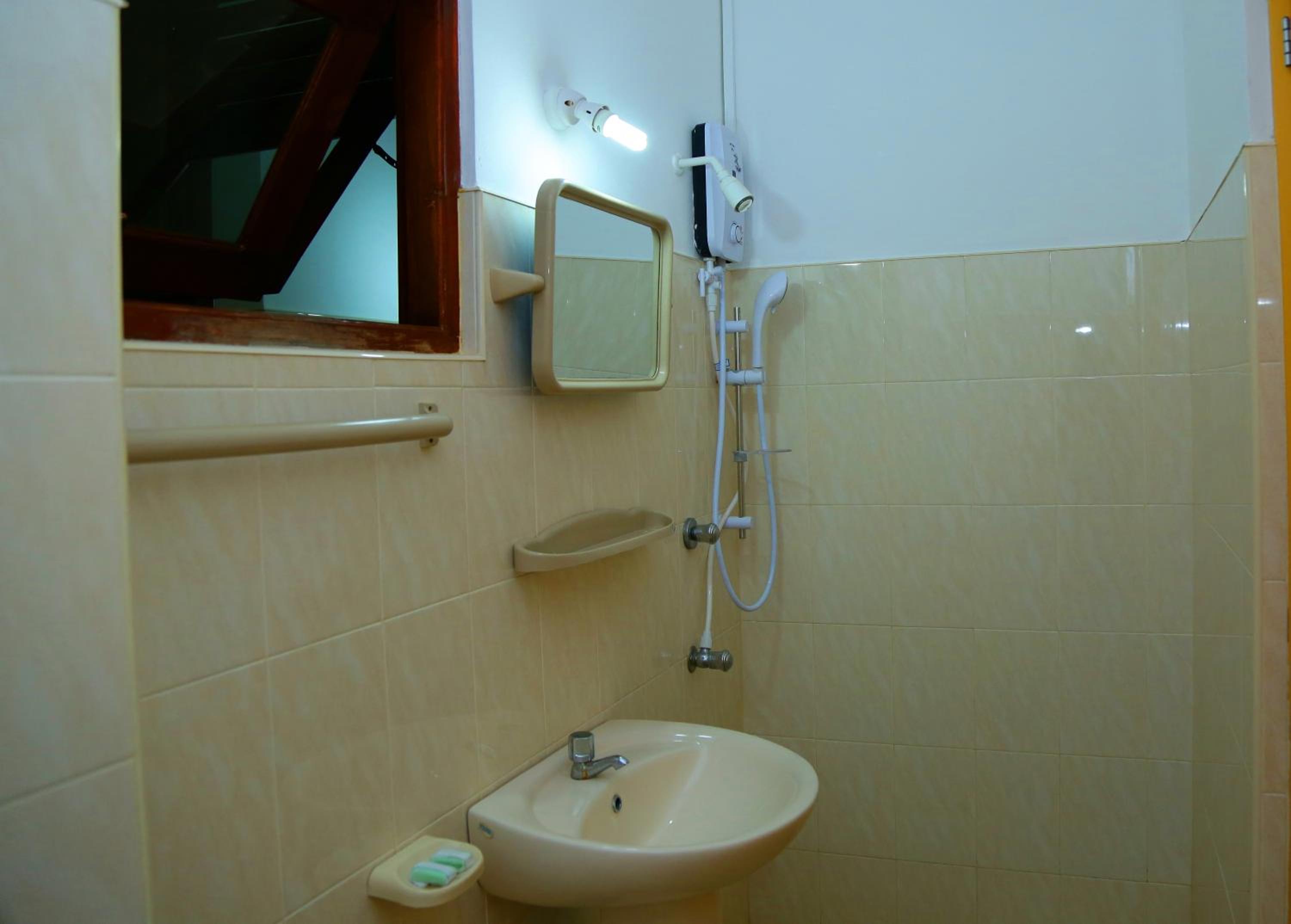 Photo 23