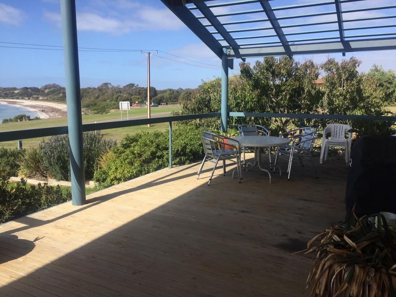 Emu Bay Lodge