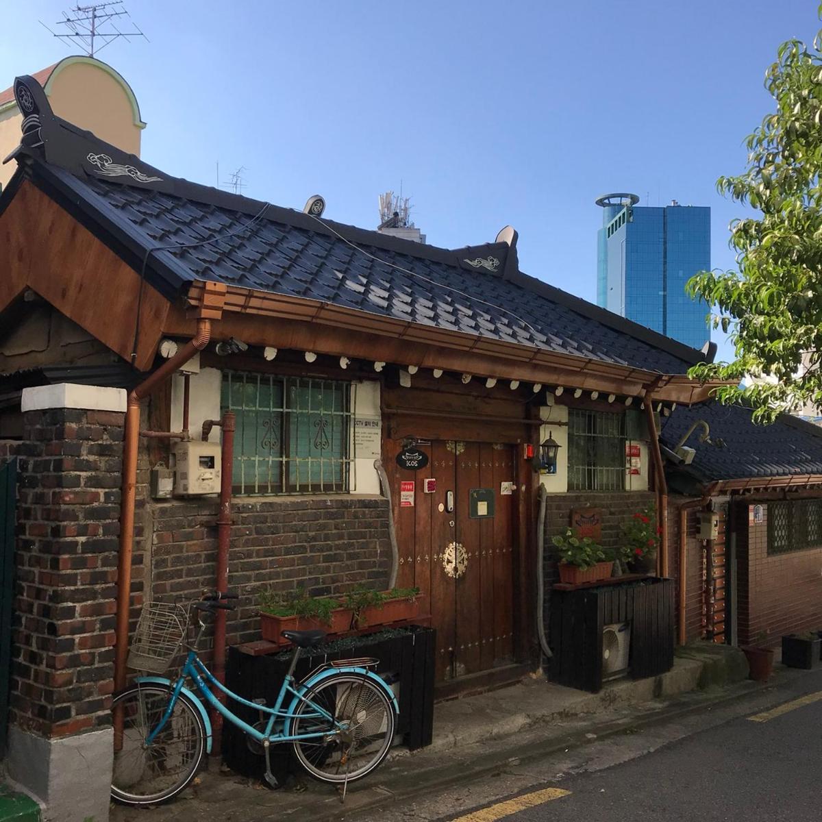 iCOS Guesthouse 1 for Female - Hostel 2