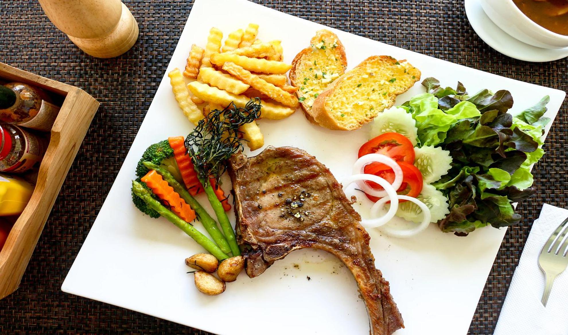 Katathong Golf Resort & Spa