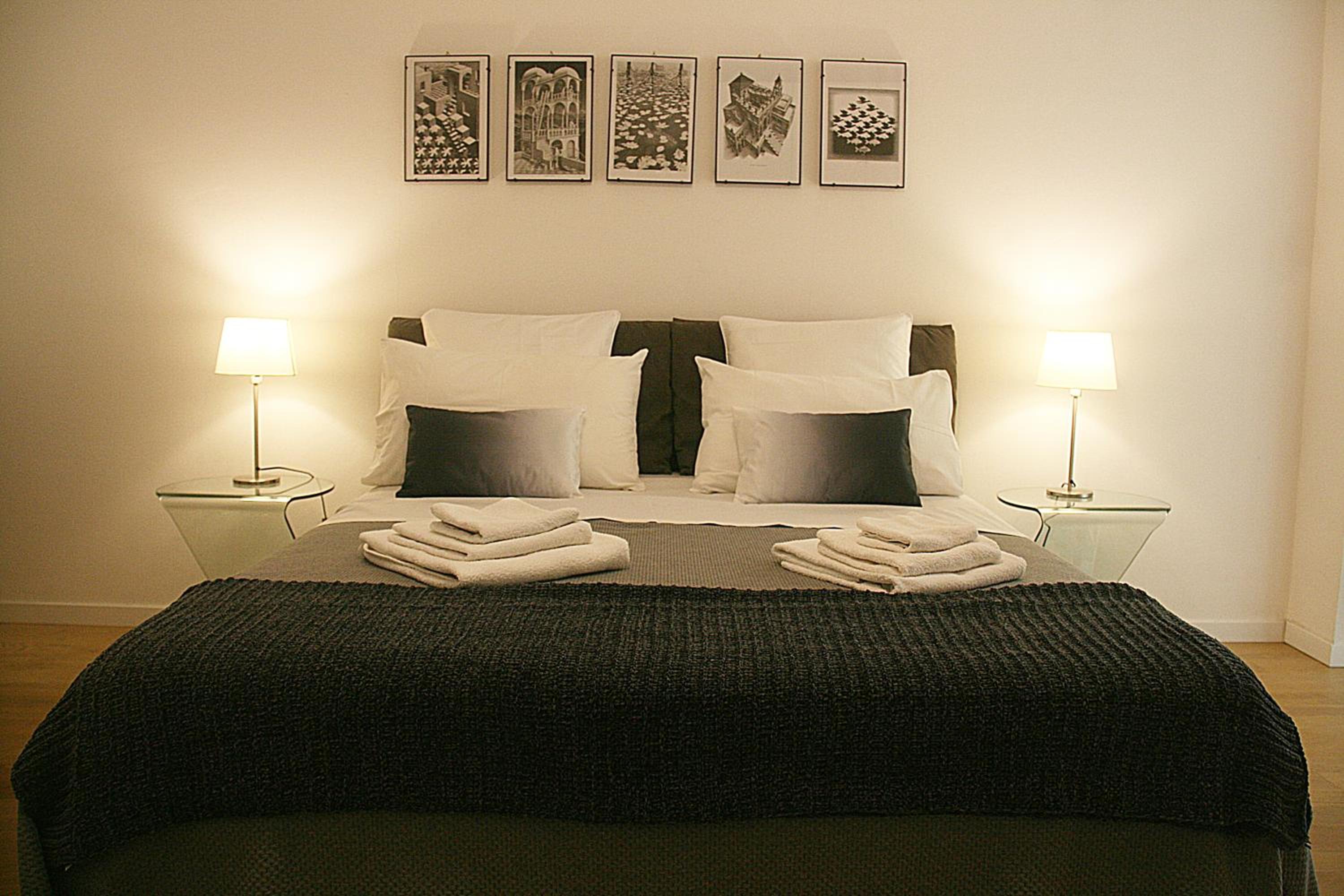 Palazzo Moncada Apartment