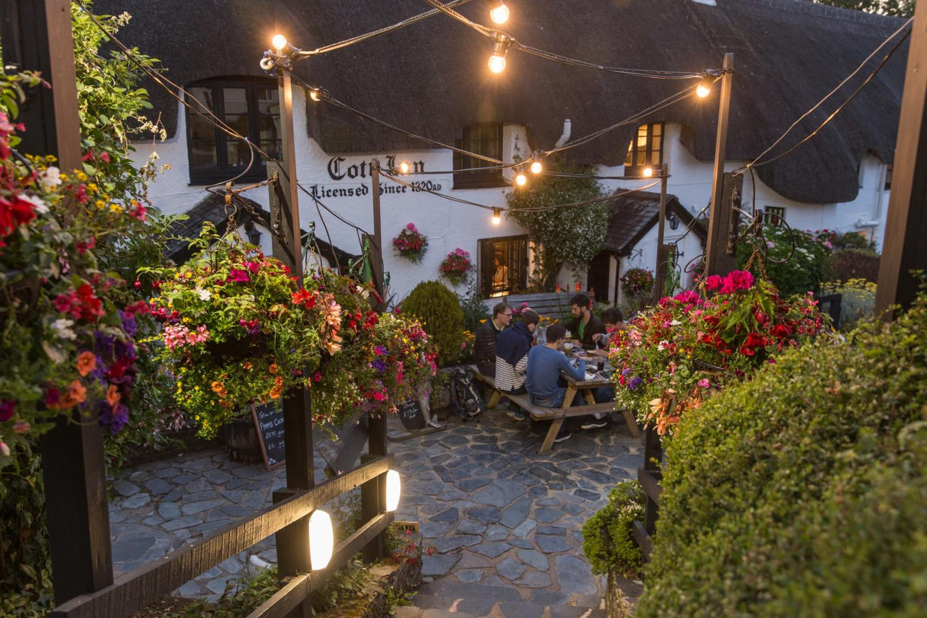 The Cott Inn