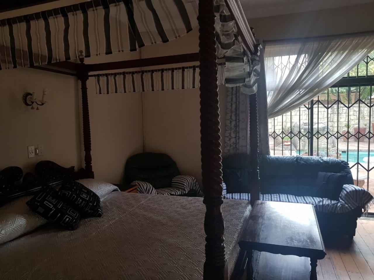 Upper Houghton Guesthouse