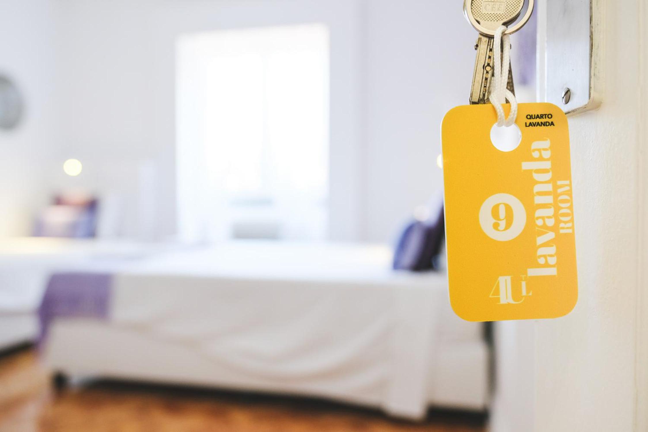 4U Lisbon Airport Suites