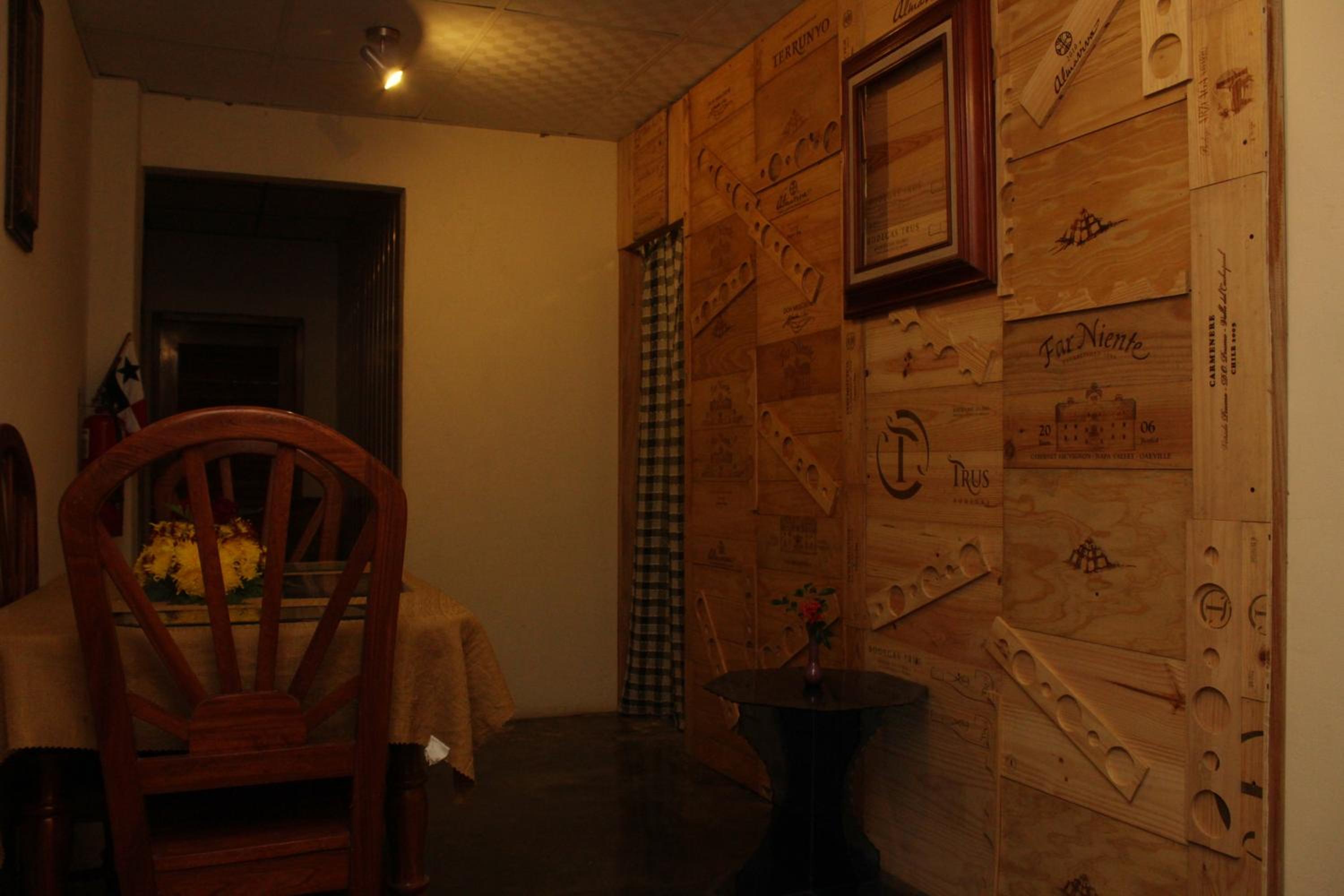 Hostel Guayacan view 2