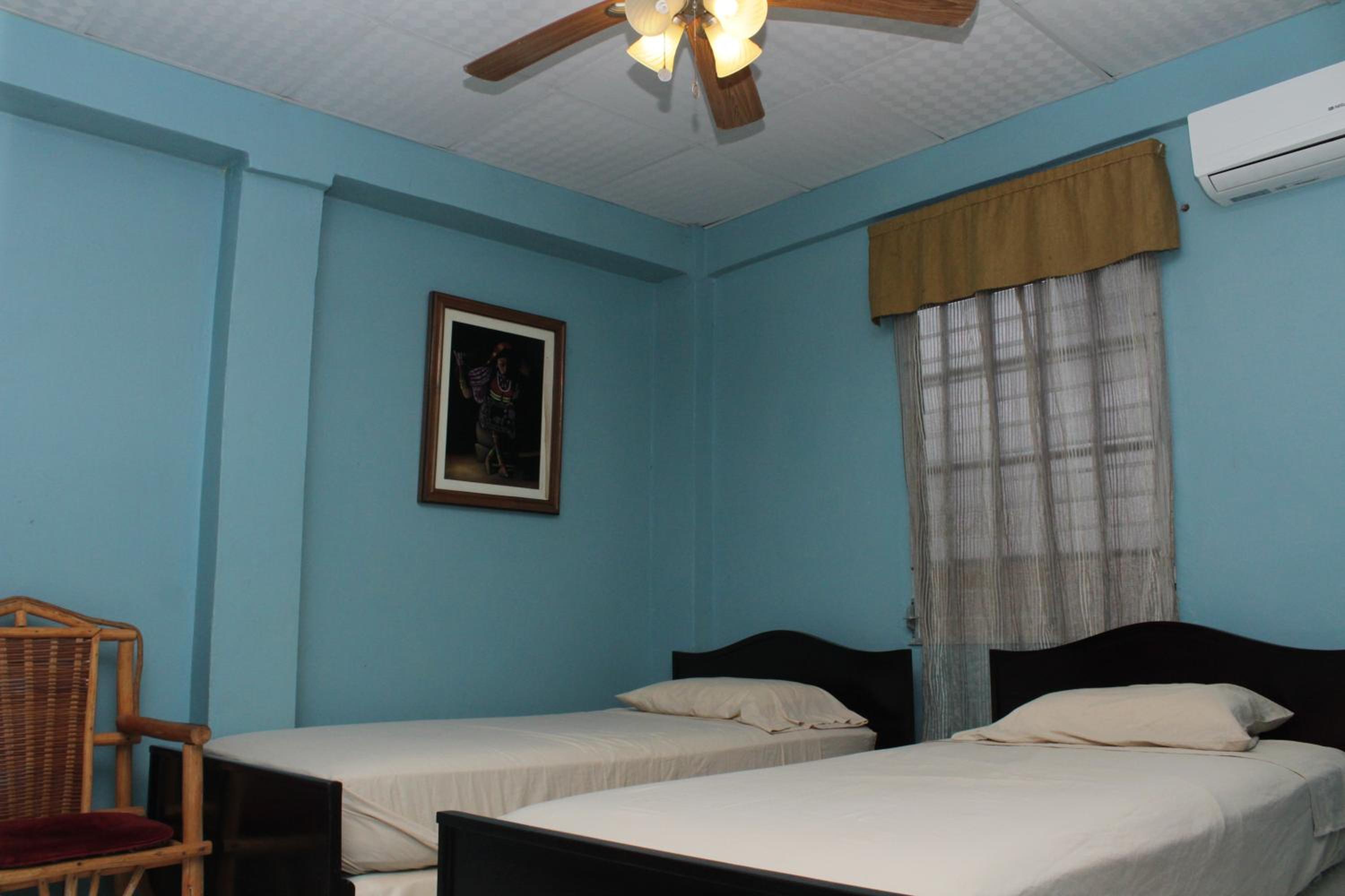 Hostel Guayacan view 3