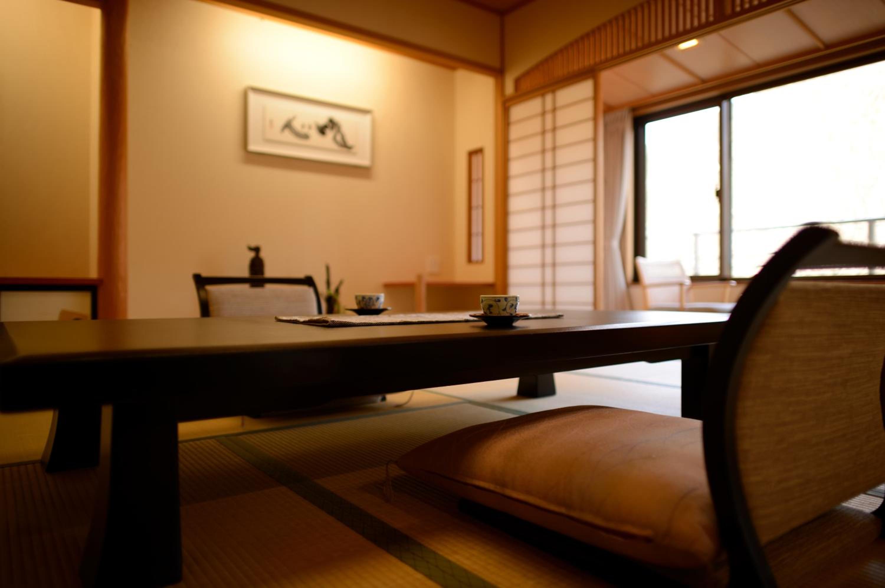 Iizaka Onsen Surikamitei Ohtori