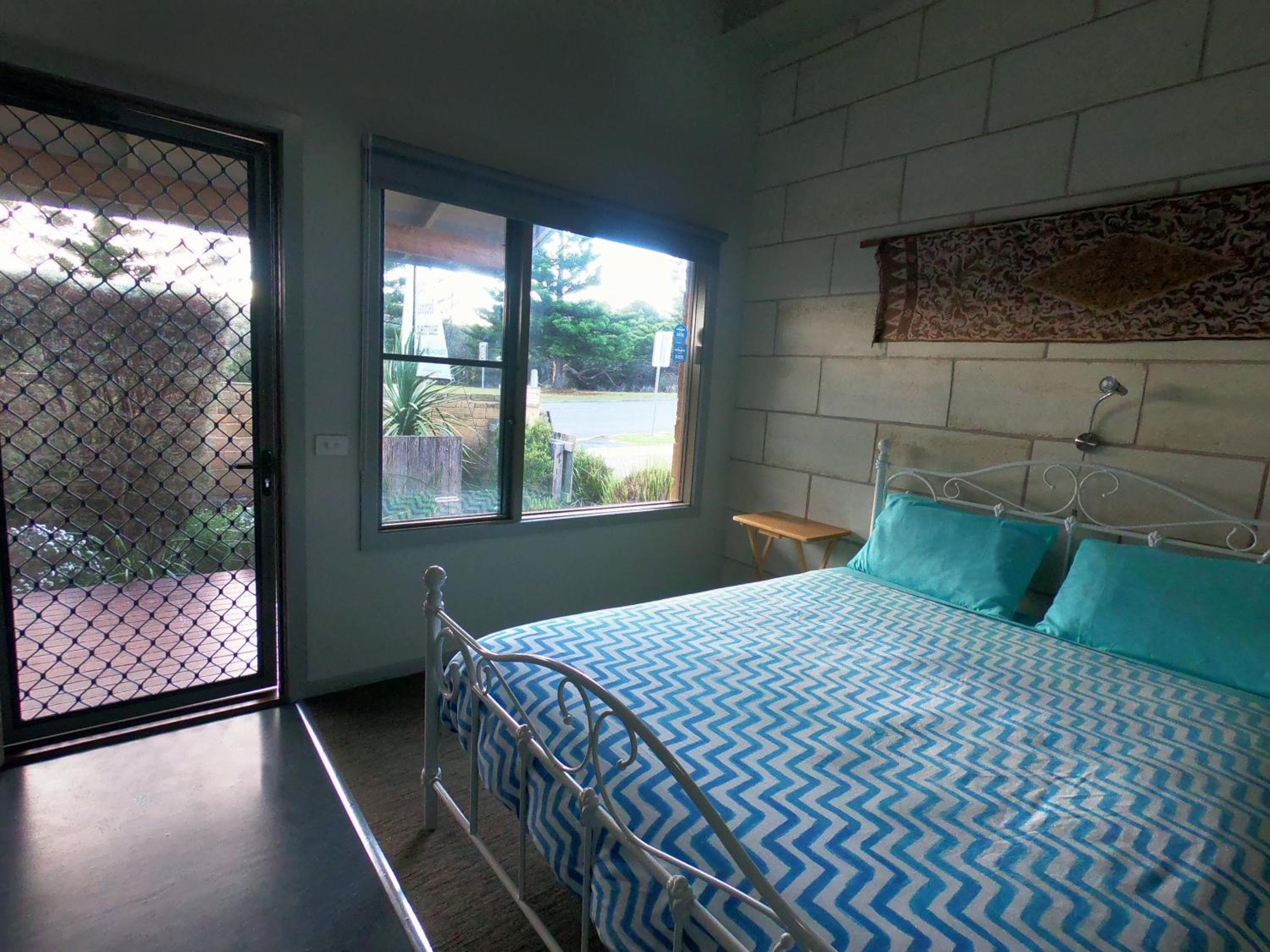 Port Campbell Guesthouse & Flash Packers