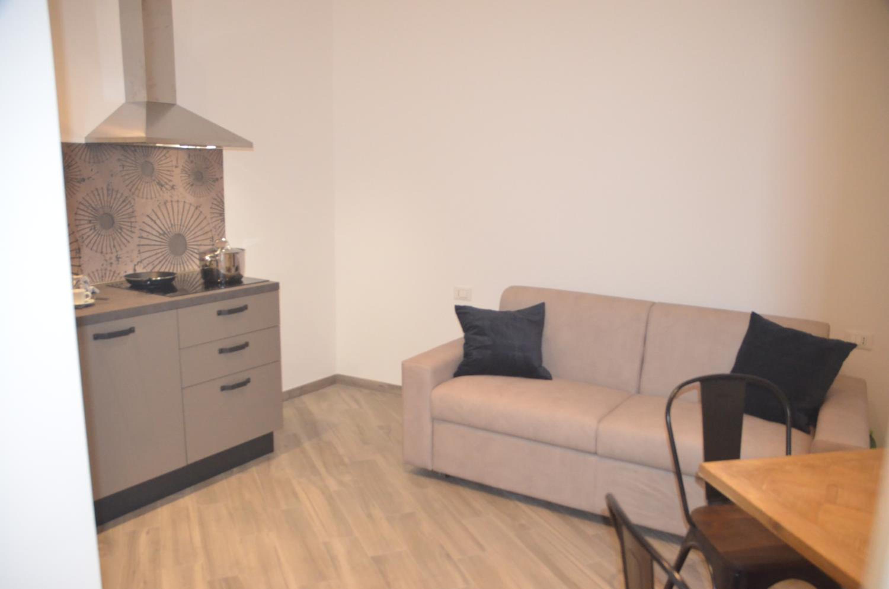 SuityRHome Navona 7 2 Suite