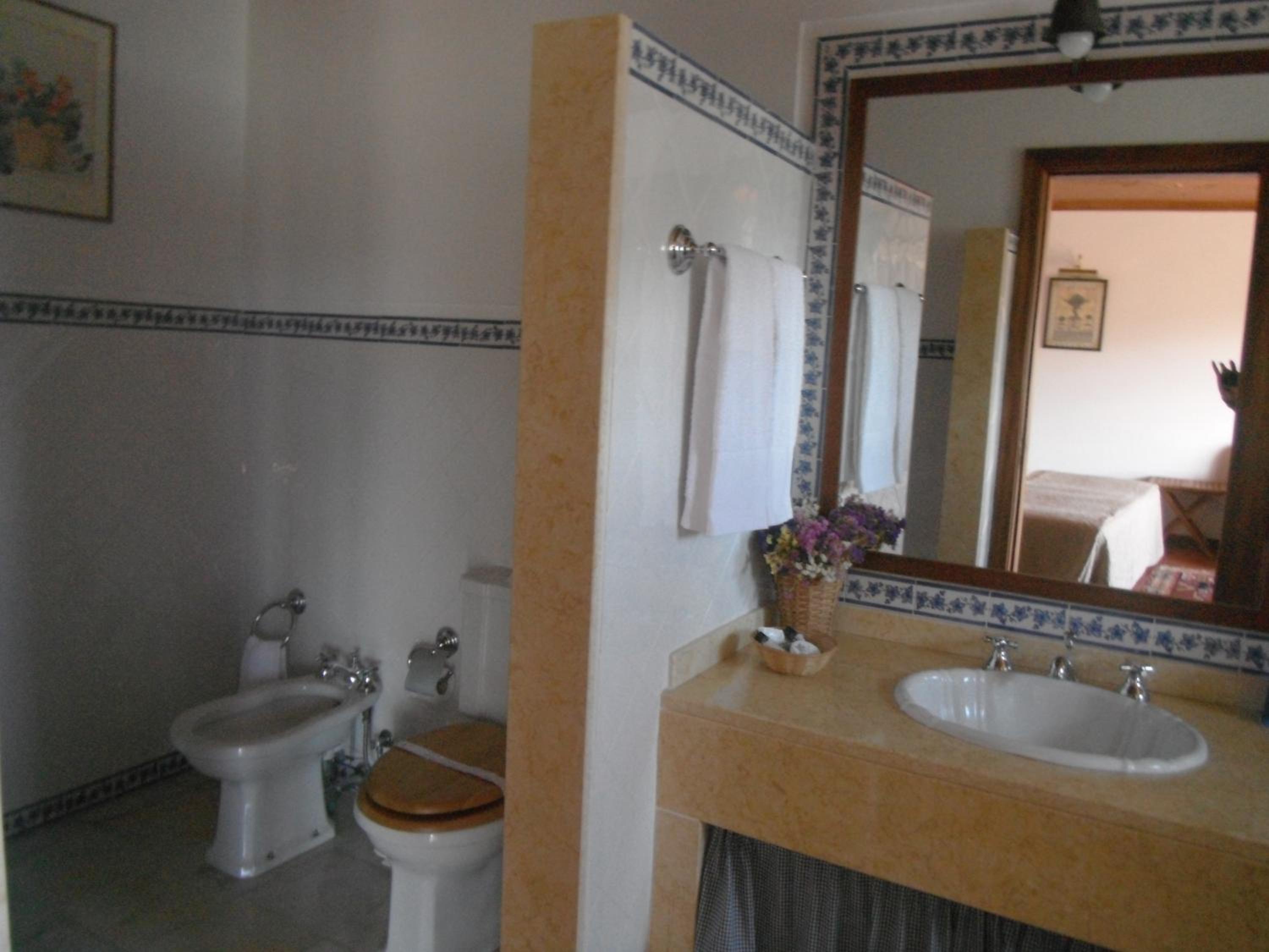 Casa De Canilhas view 5