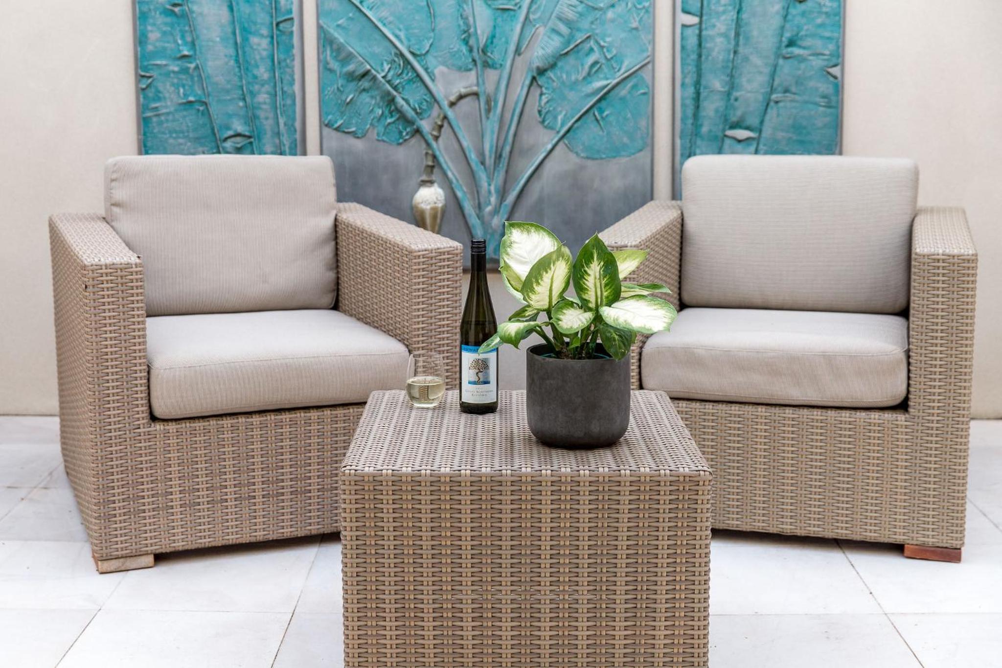 Hotel Constellation Apartments - Image 1