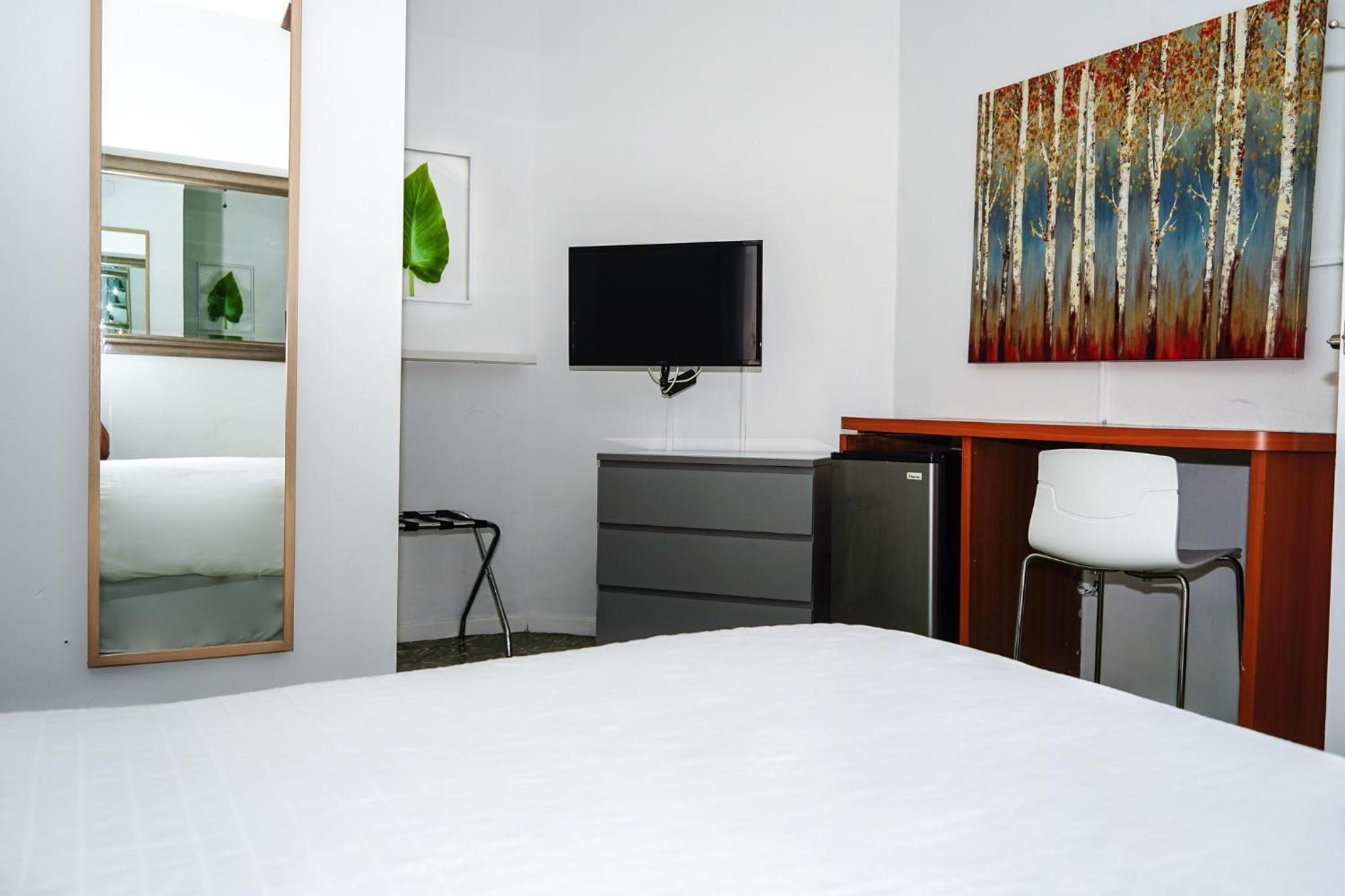 Navona Studios - Property Image 77