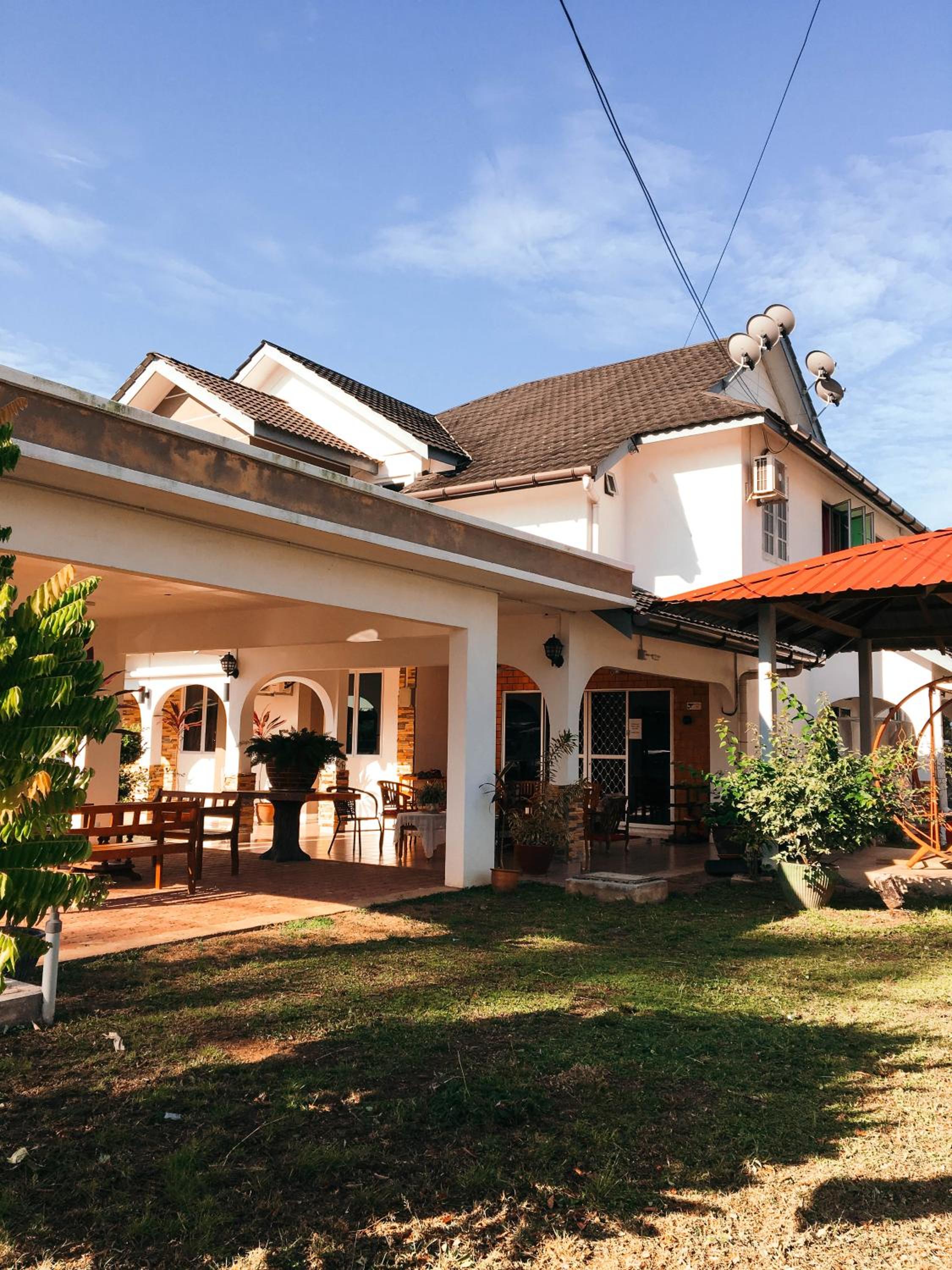 Sura Inn photo 1