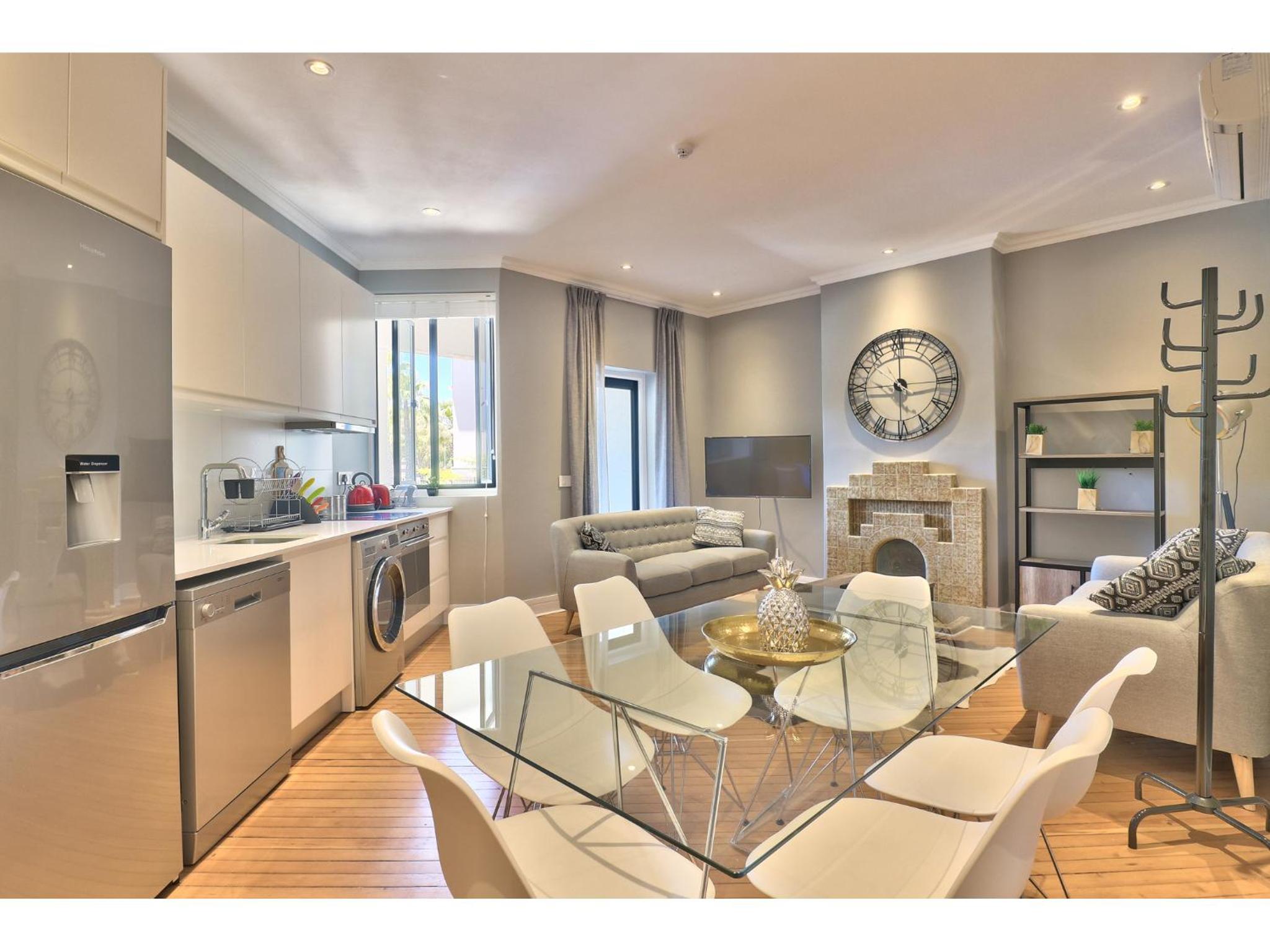 3 Warwick Mansions