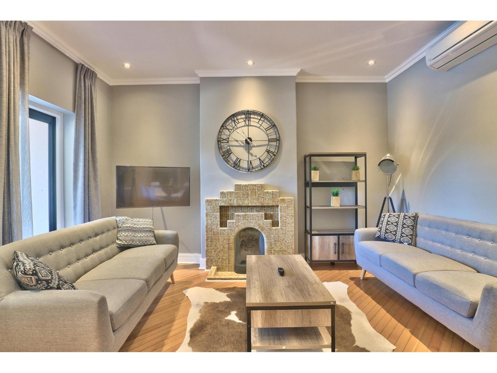 3 Warwick Mansions