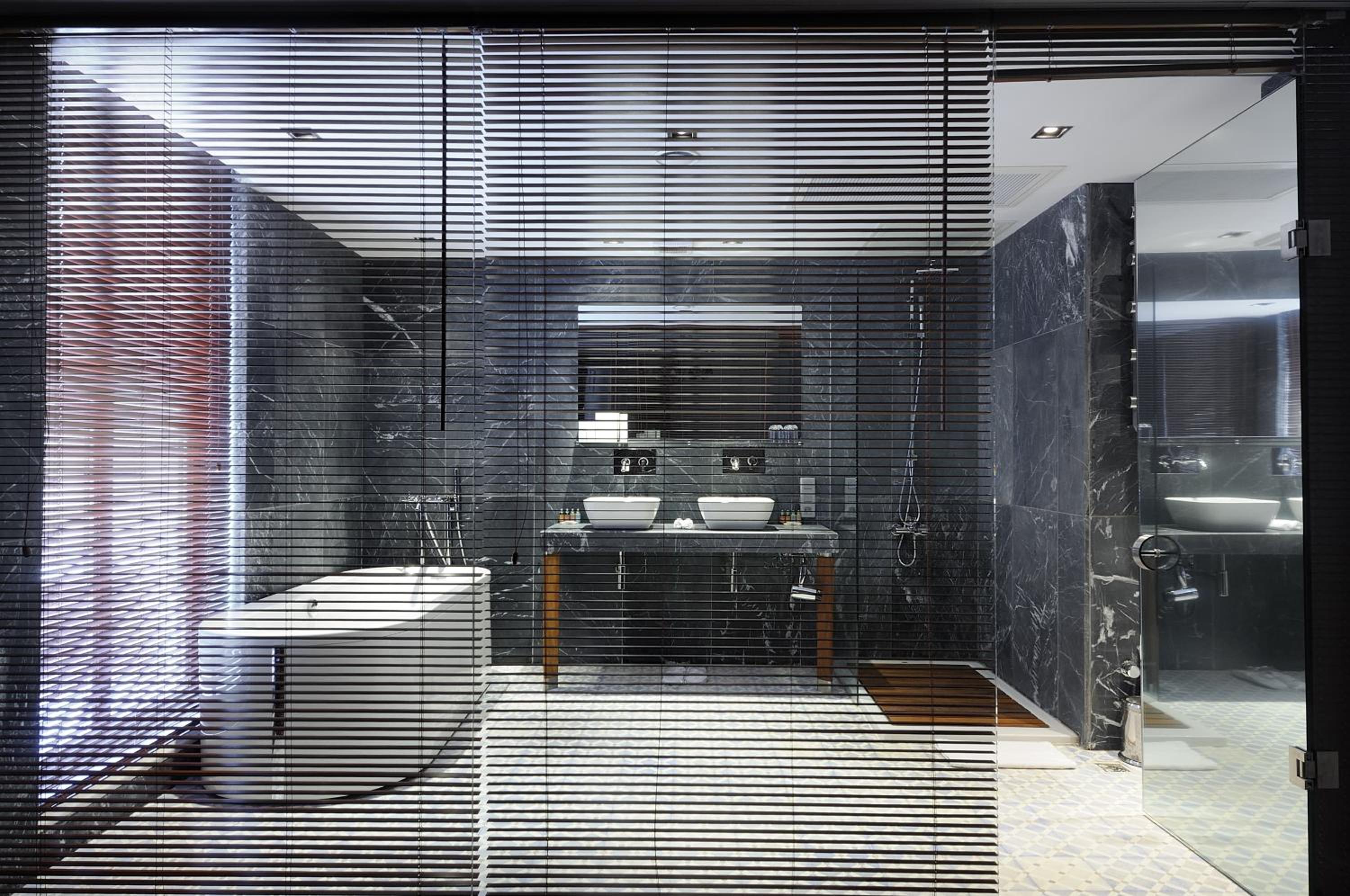 Georges Otel Galata - Image 54