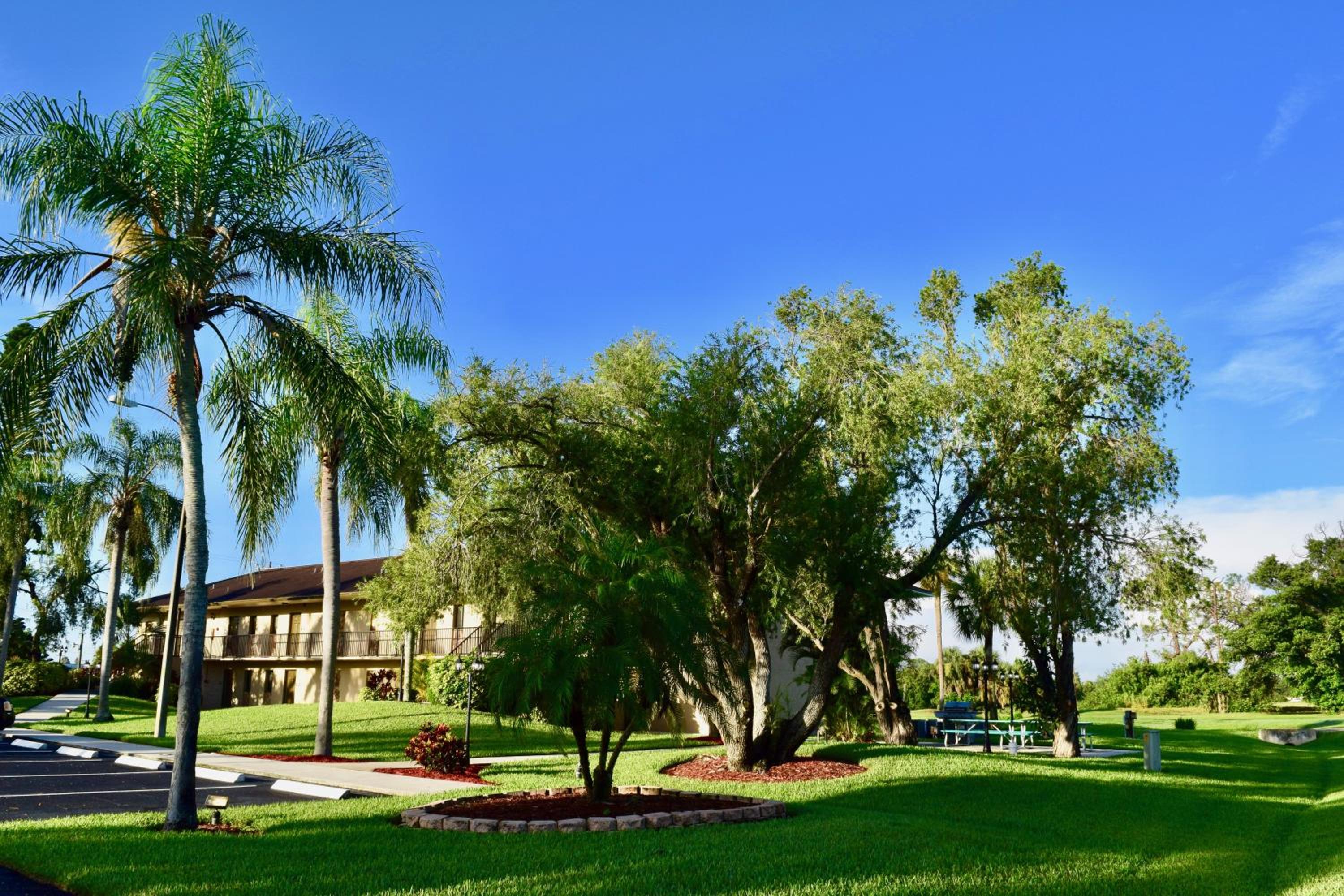 Lehigh Resort Club, a VRI resort