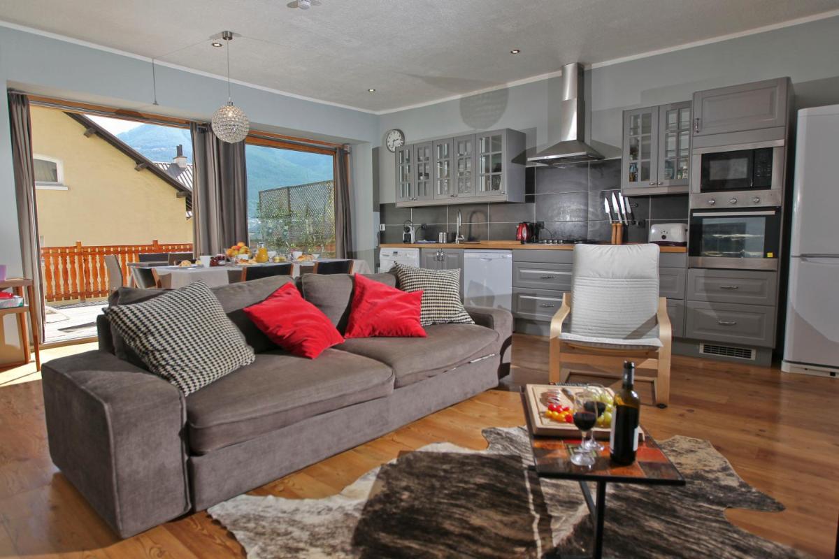 Apartment Briancon view 4