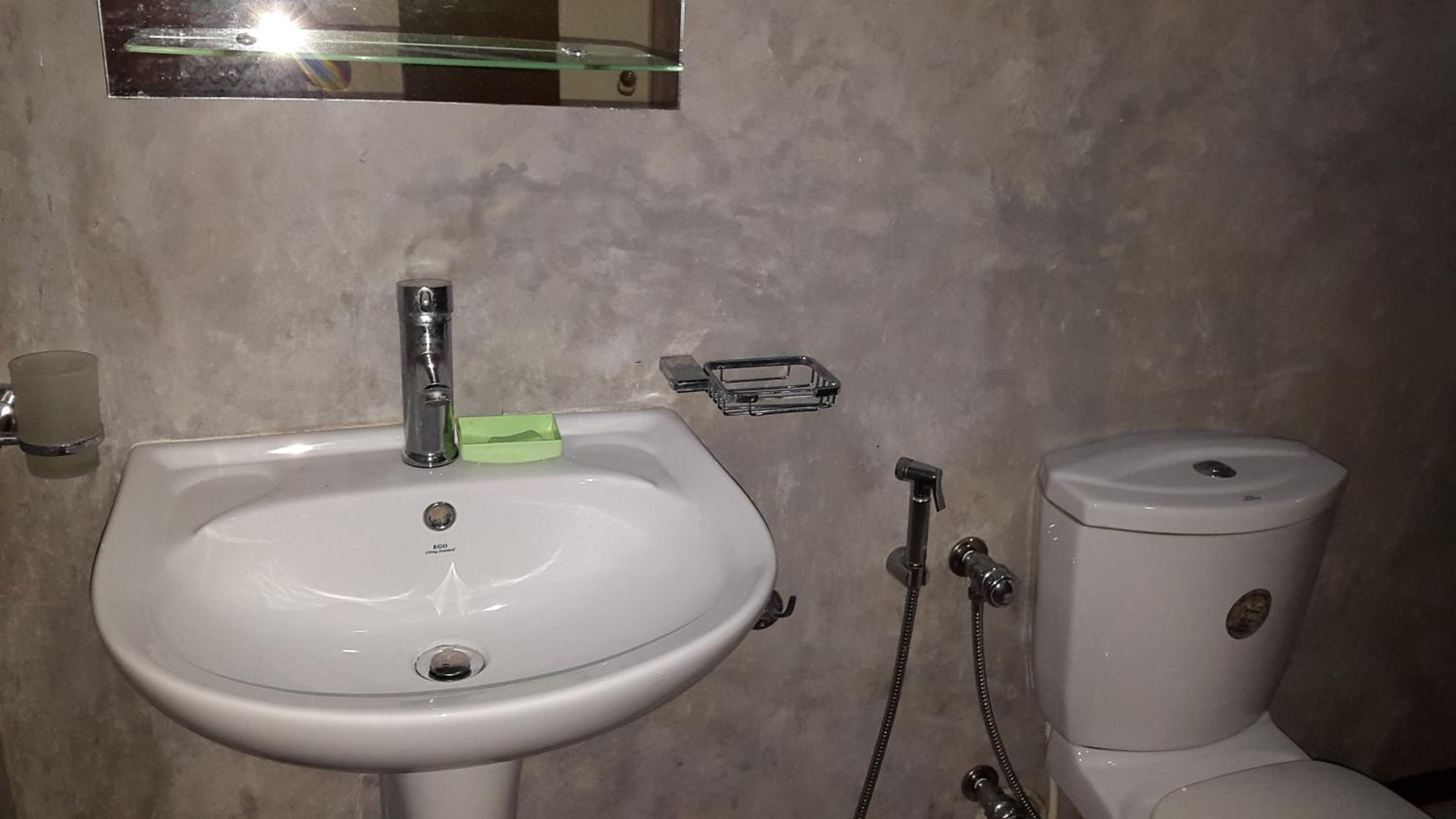 Photo 18