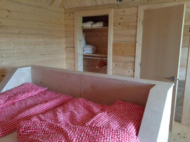 Apartment with 2 Bed Roms perfect for 4 Guests! Minimum stay 28 nights
