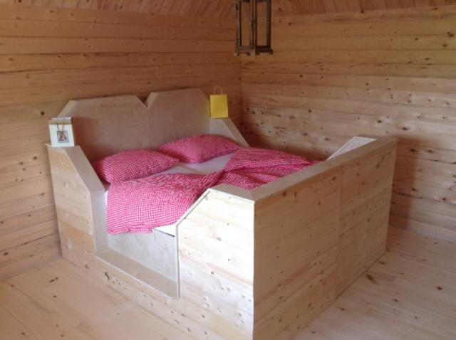 Apartment with 2 Bed Roms perfect for 4 Guests! Minimum stay 28 nights