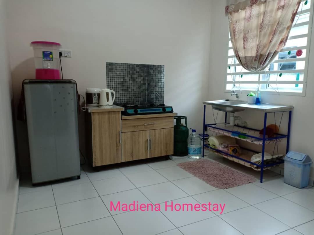 Madiena Homestay photo 8