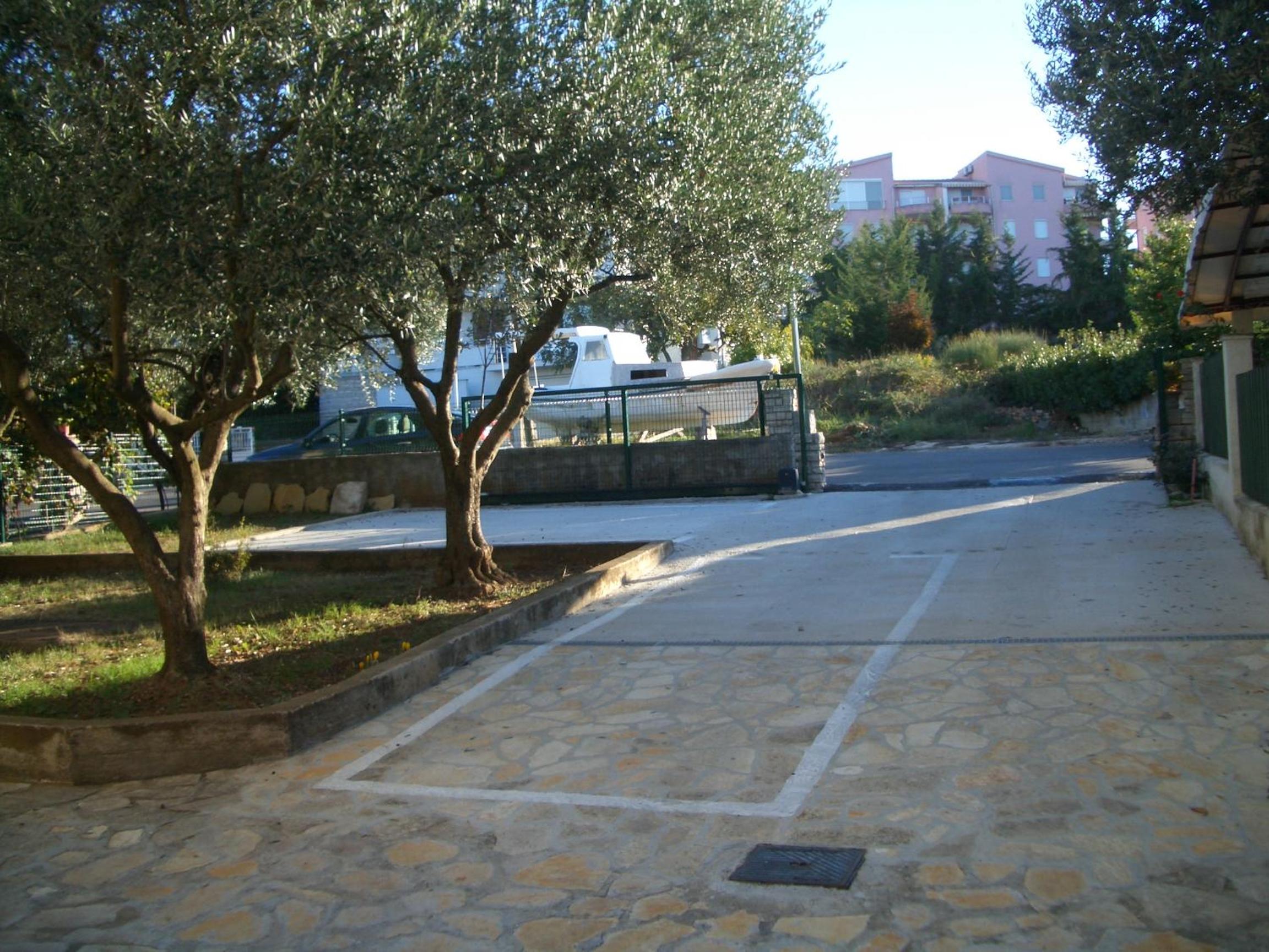 Nera view 4