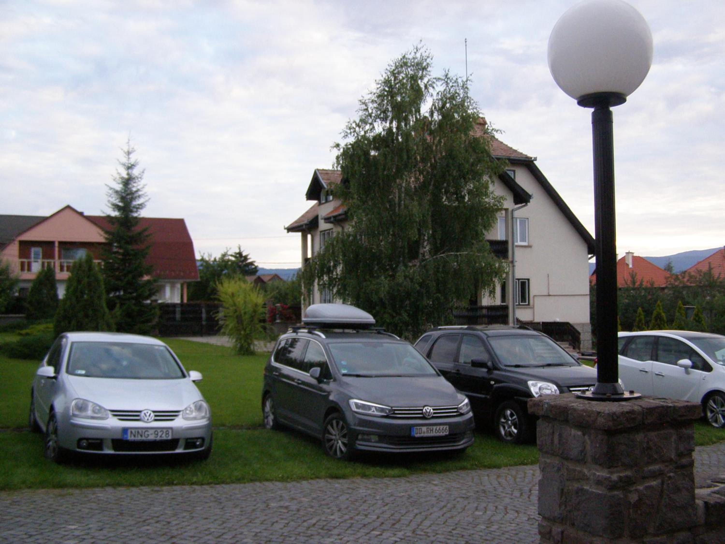 Photo 98