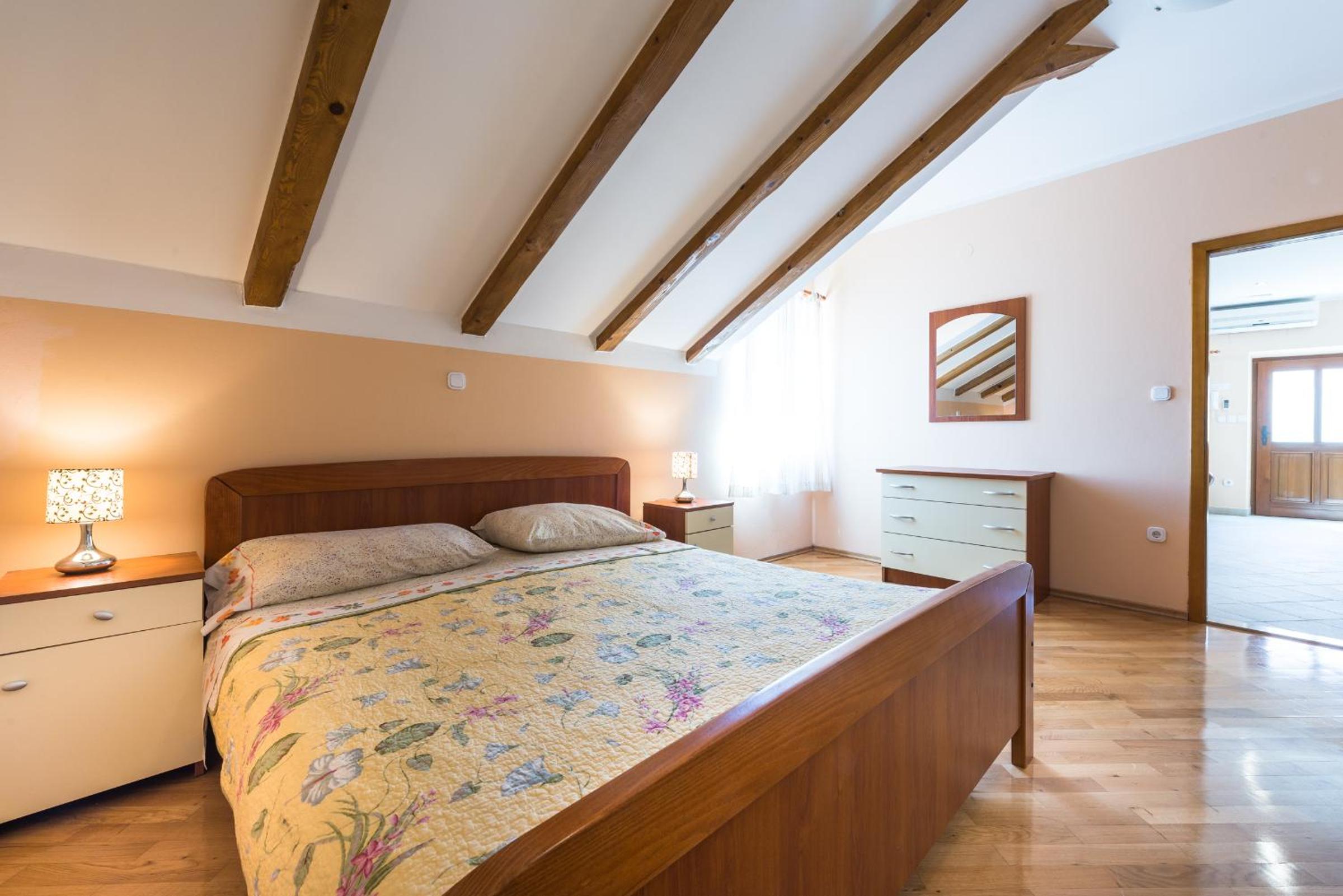 Apartments Villa Kulish view 4