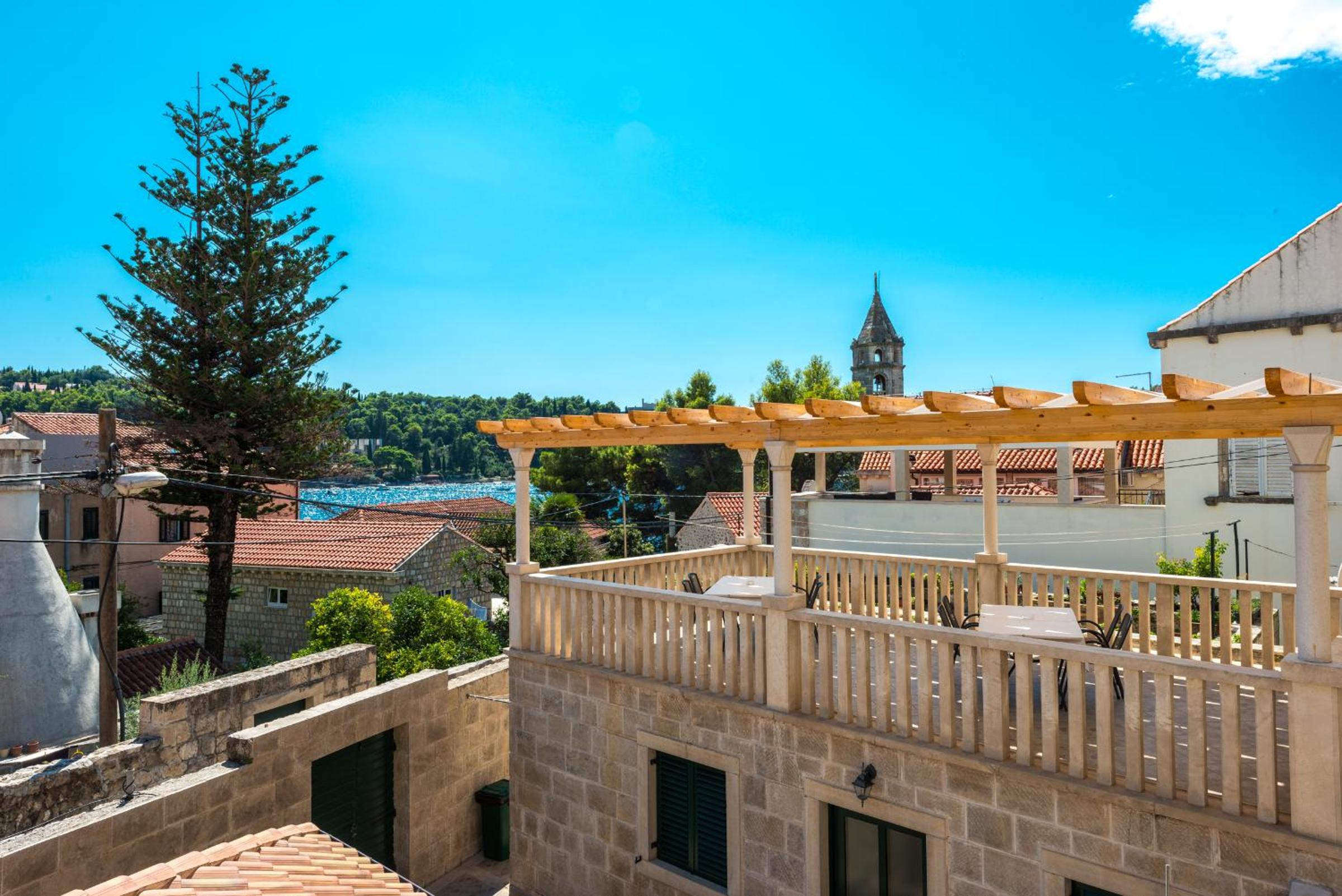 Hotel Apartments Villa Kulish - Image 1