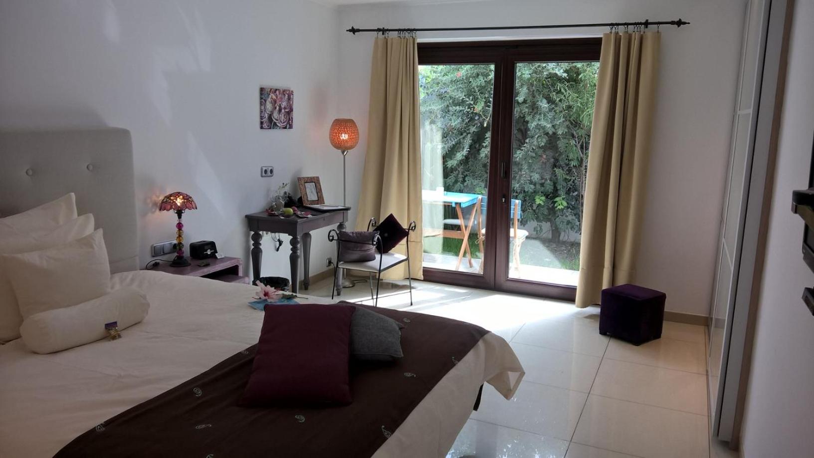 Birdcage Gay Men Resort and Lifestyle Hotel