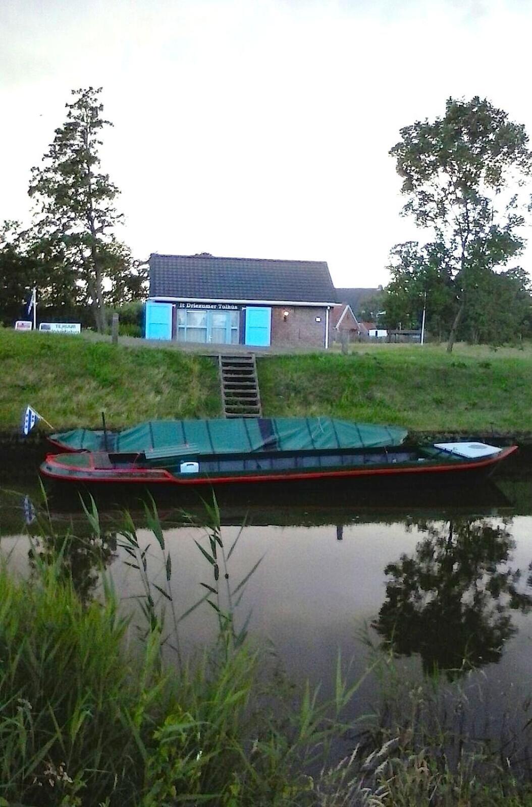 Photo 12