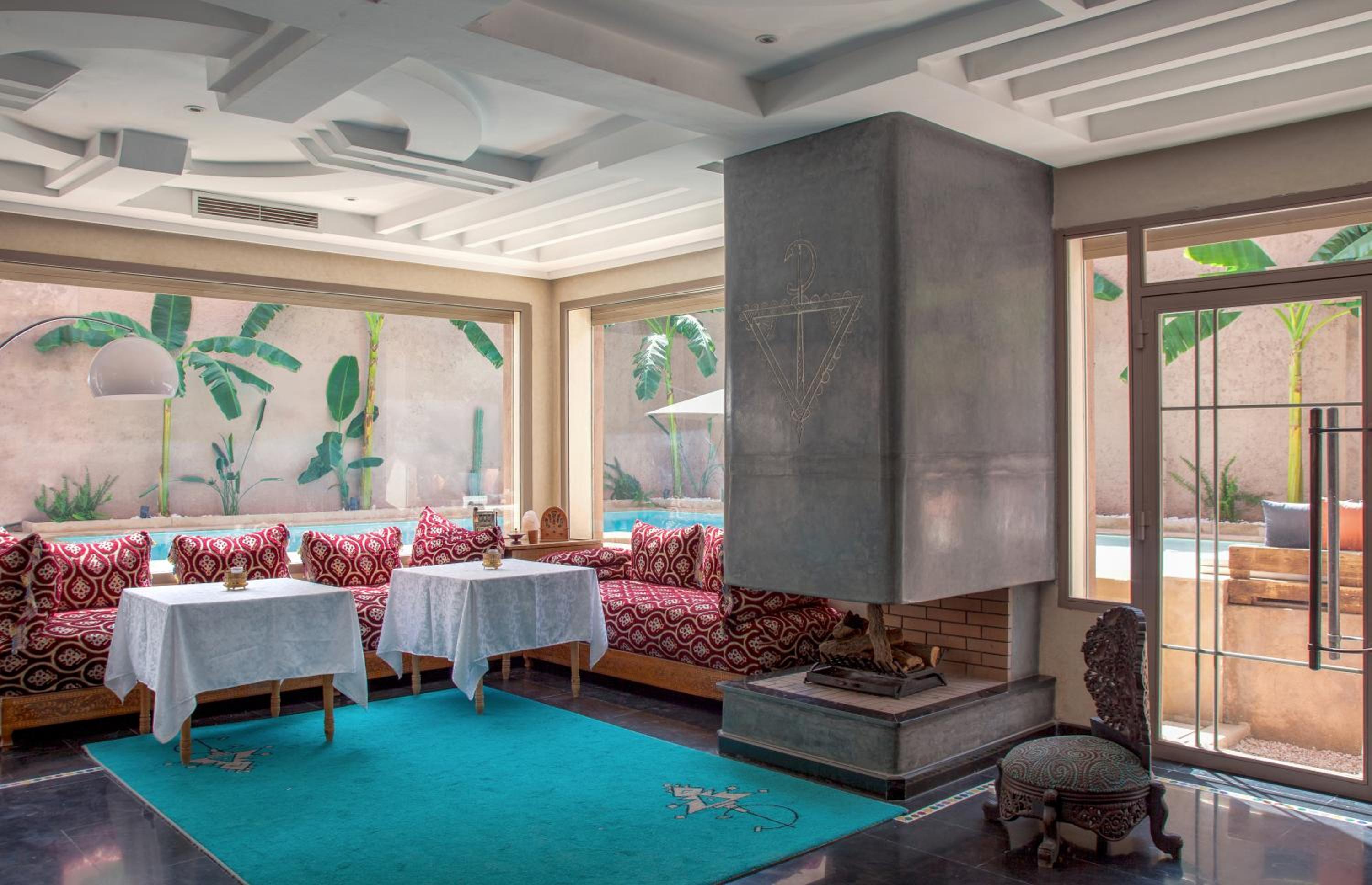 lounge