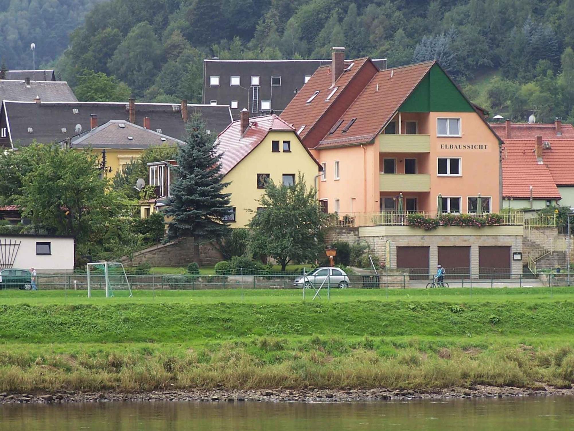 Ferienappartements Elbaussicht - Krippen view 2