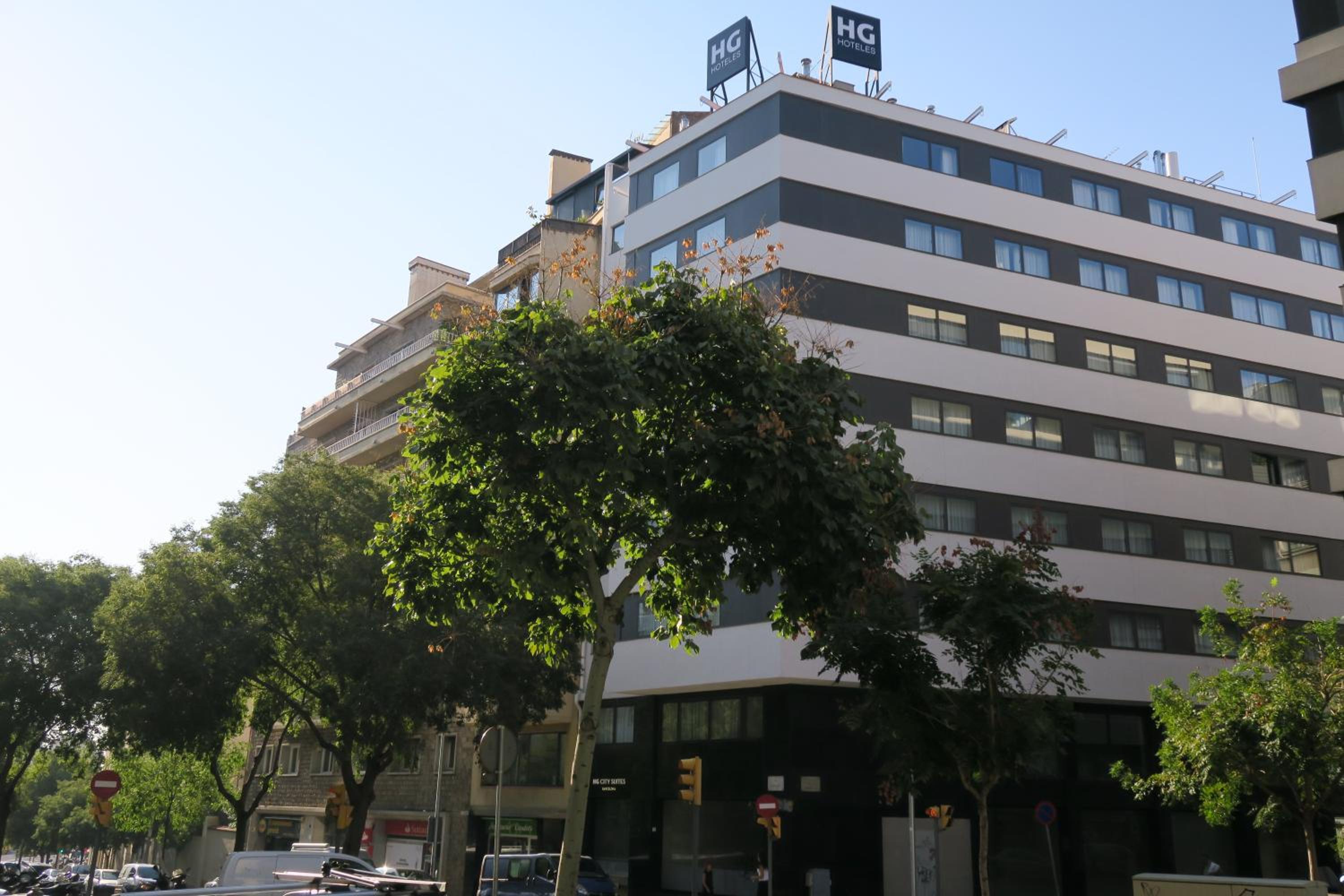 Hg City Suites Barcelona Apartments