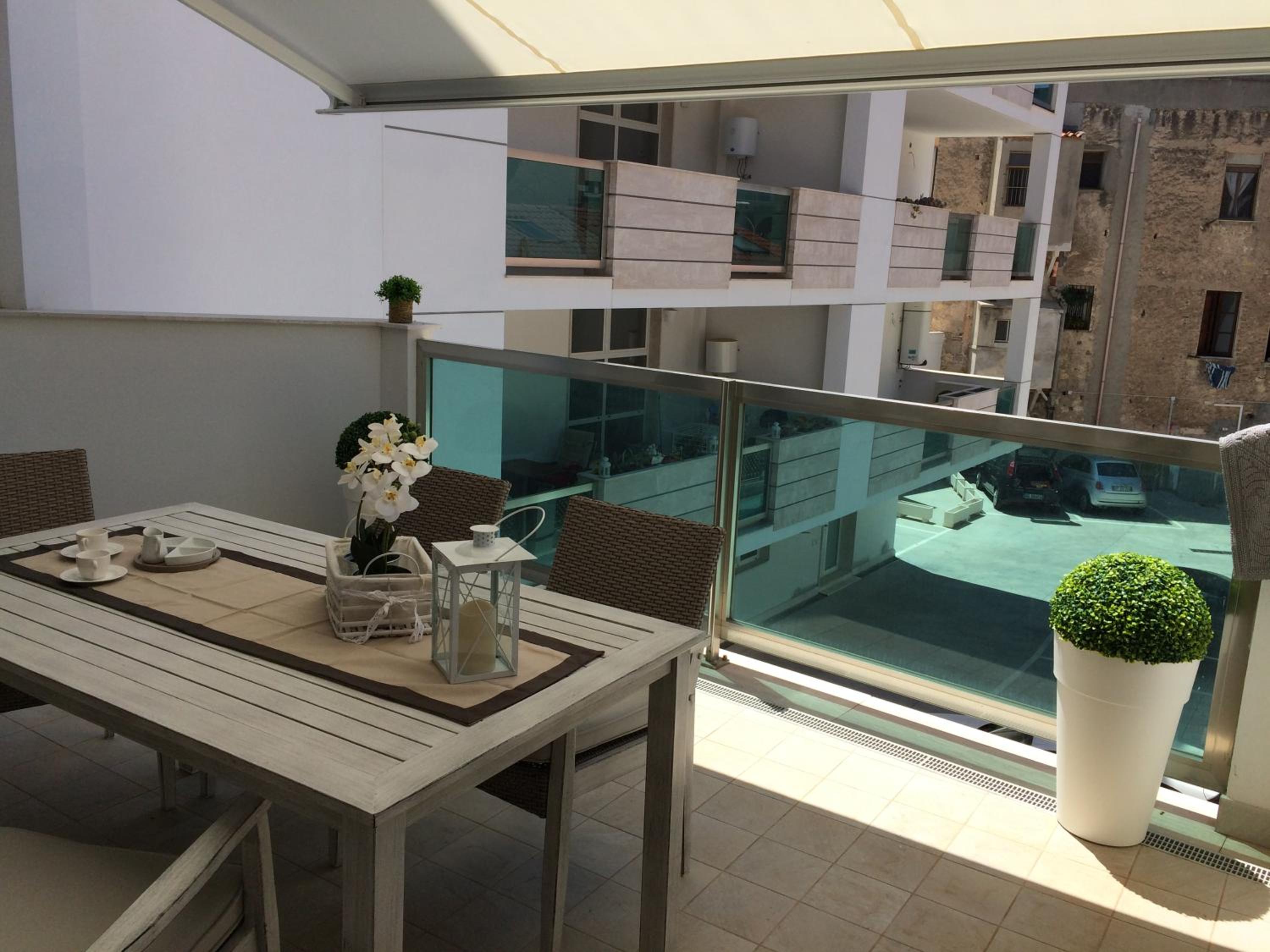 Patrizio Home view 3