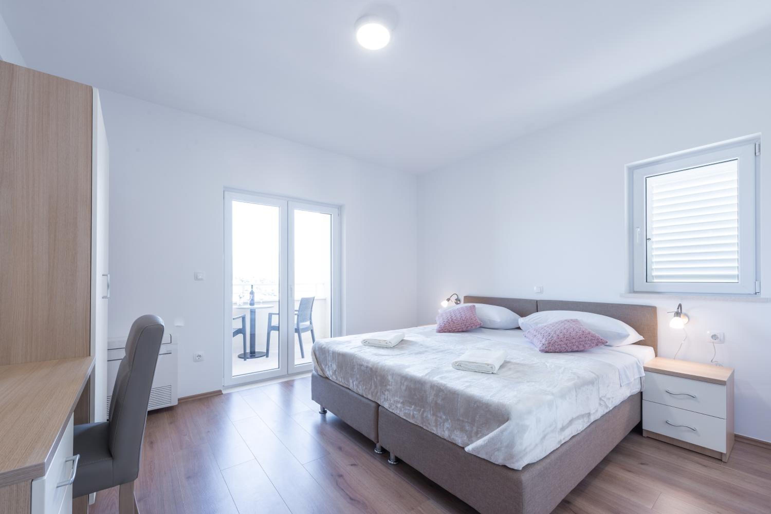 Apartments Rilovic, City and Sea view apartments