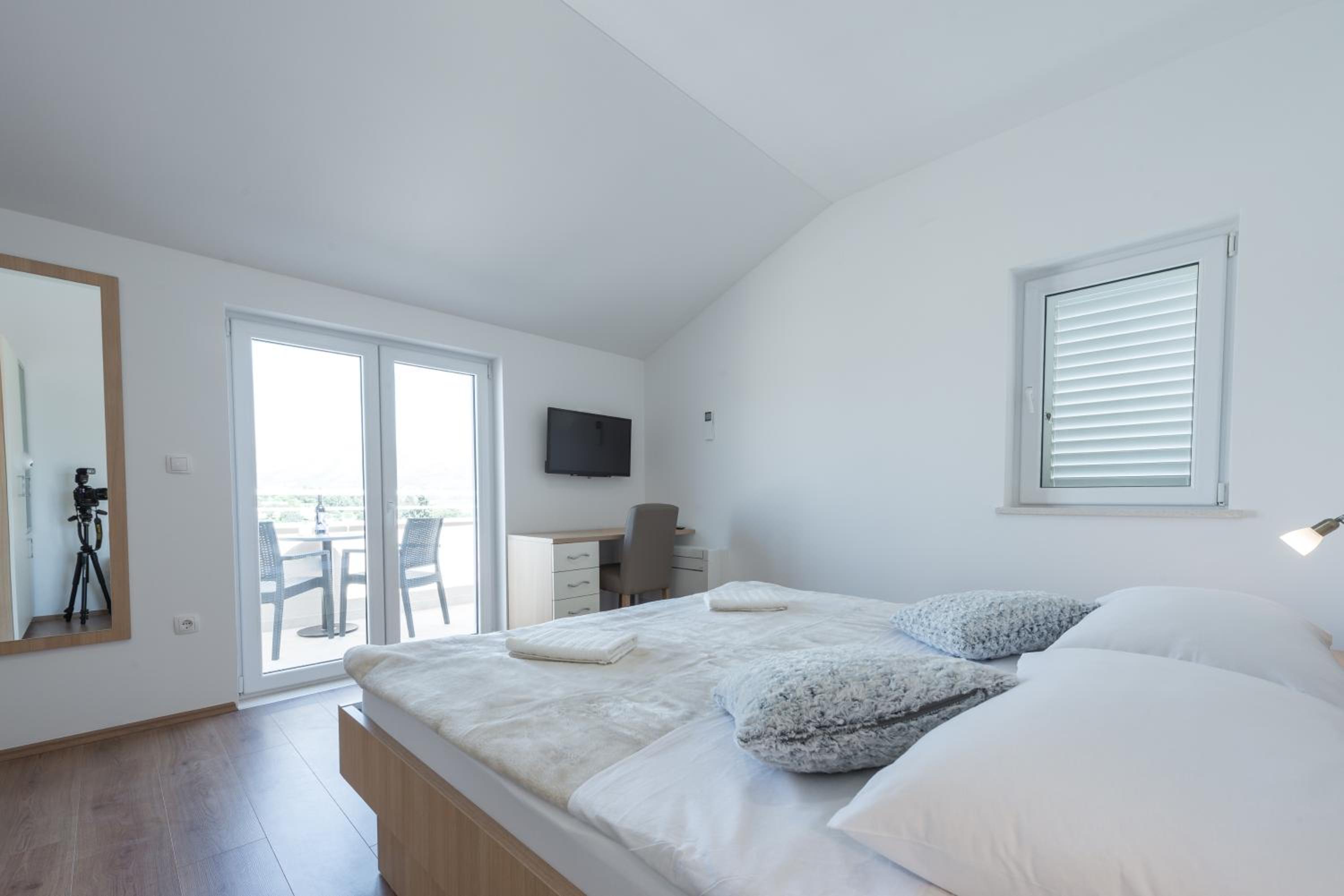 Apartments Rilovic, City and Sea view apartments