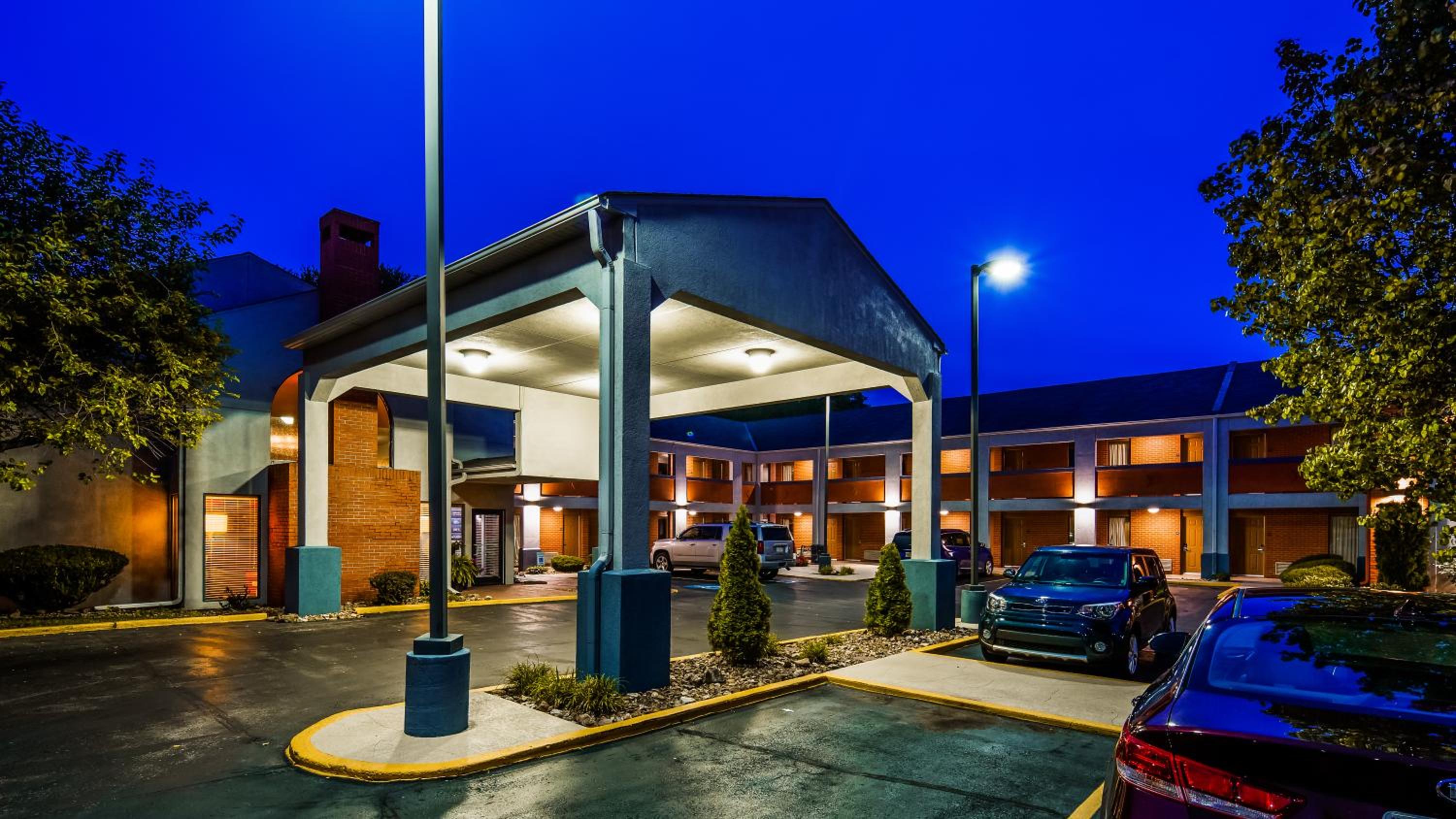 Hotel SureStay by Best Western Kansas City Country Inn North