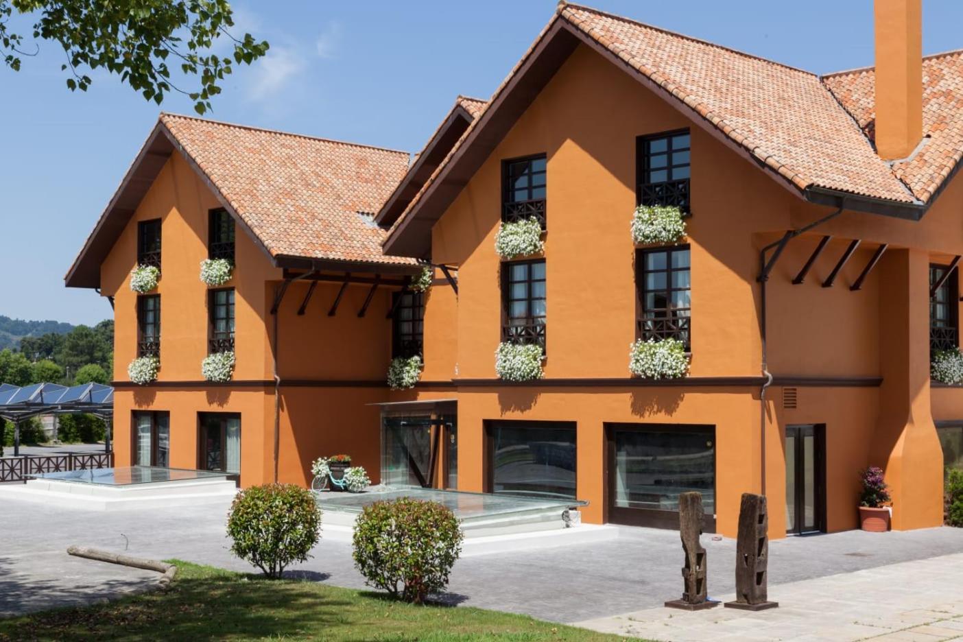 Hotel The Park Derio - Image 1