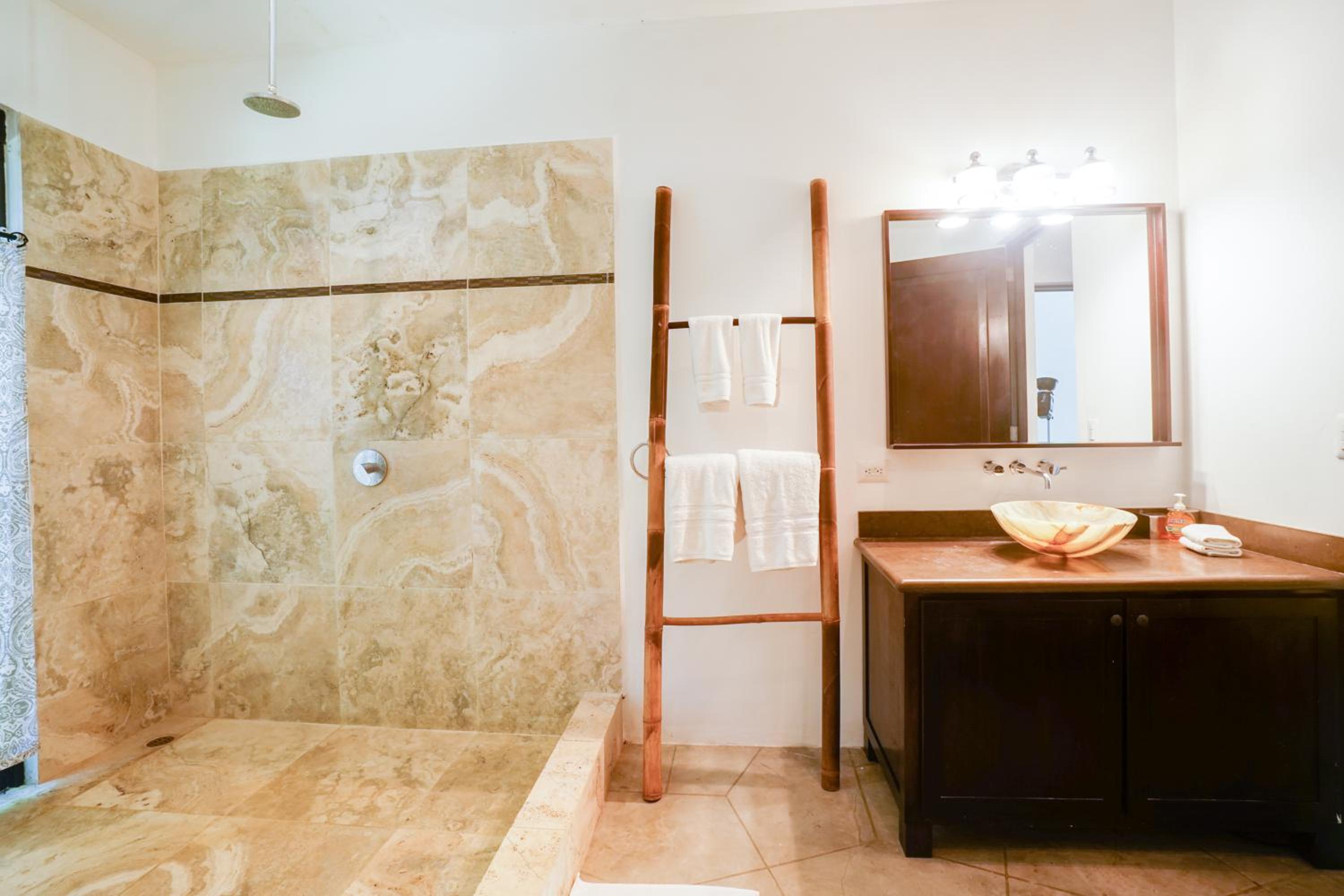 Makara Suite Mariposa Ground Floor