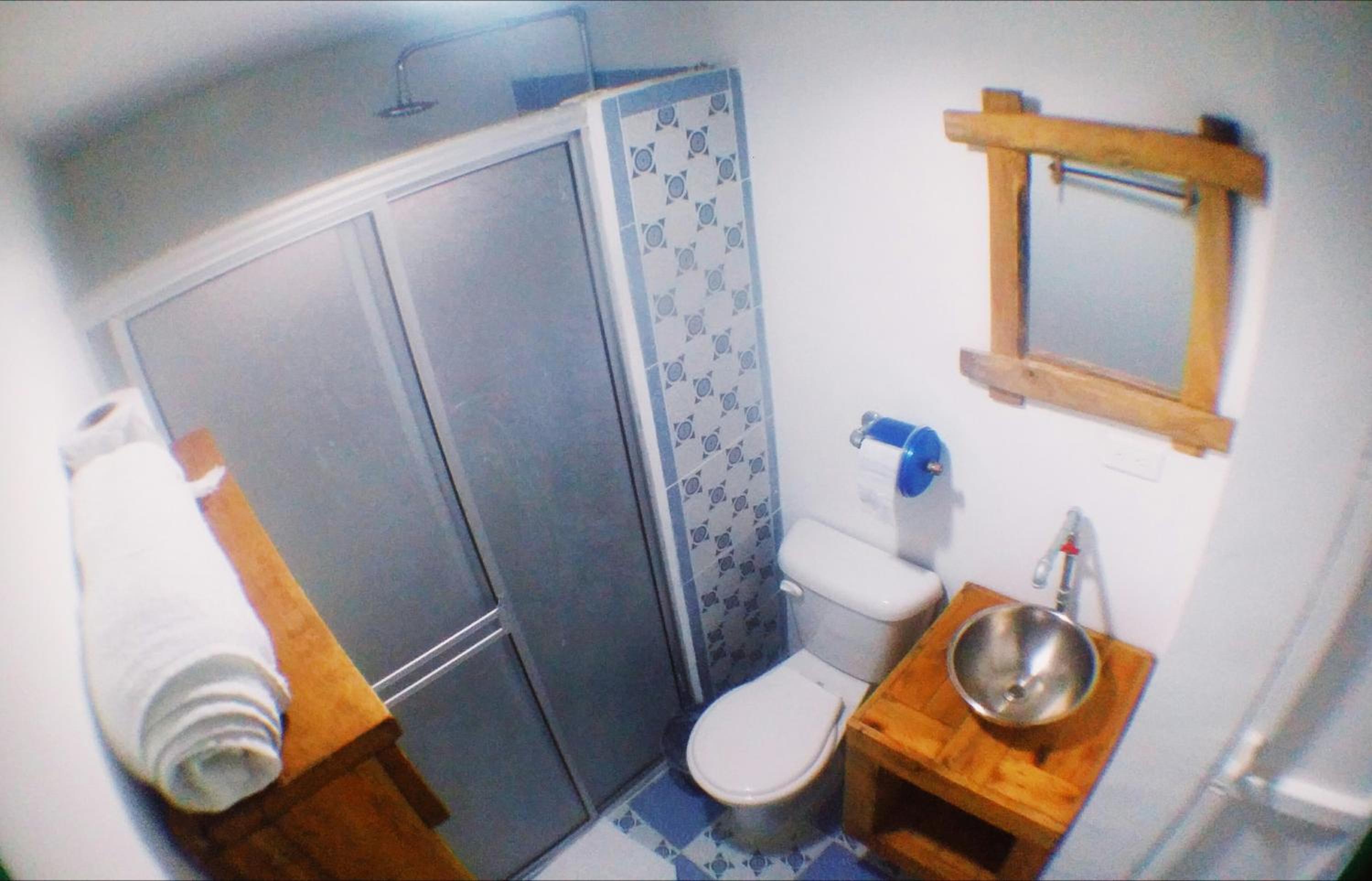 QuillaHost Tropical Apartment