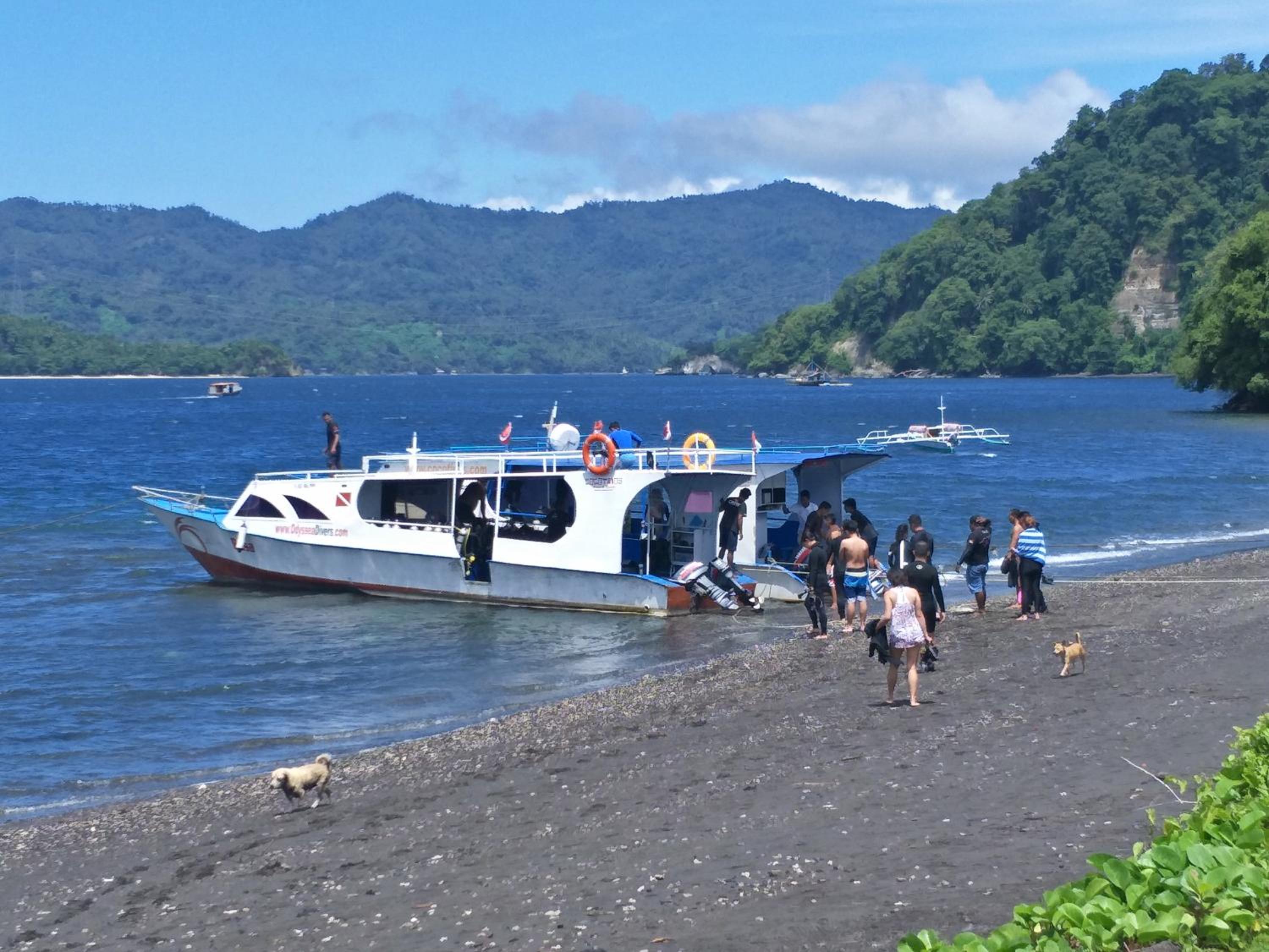 Cocotinos Lembeh a Boutique Dive Lodge